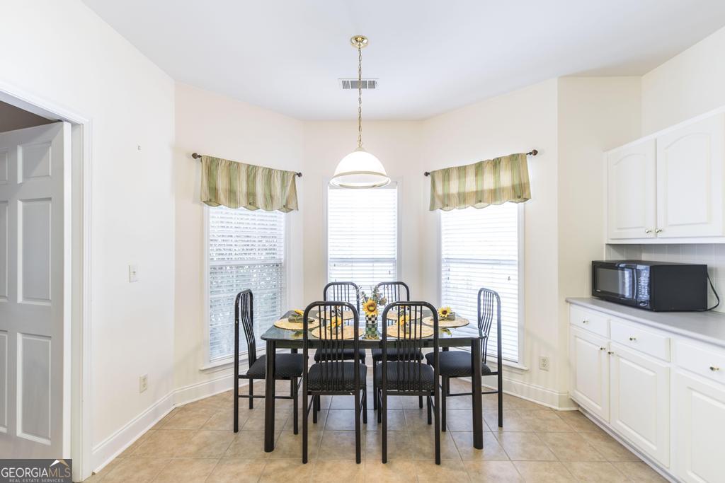 201 Foxridge Drive Property Photo 11