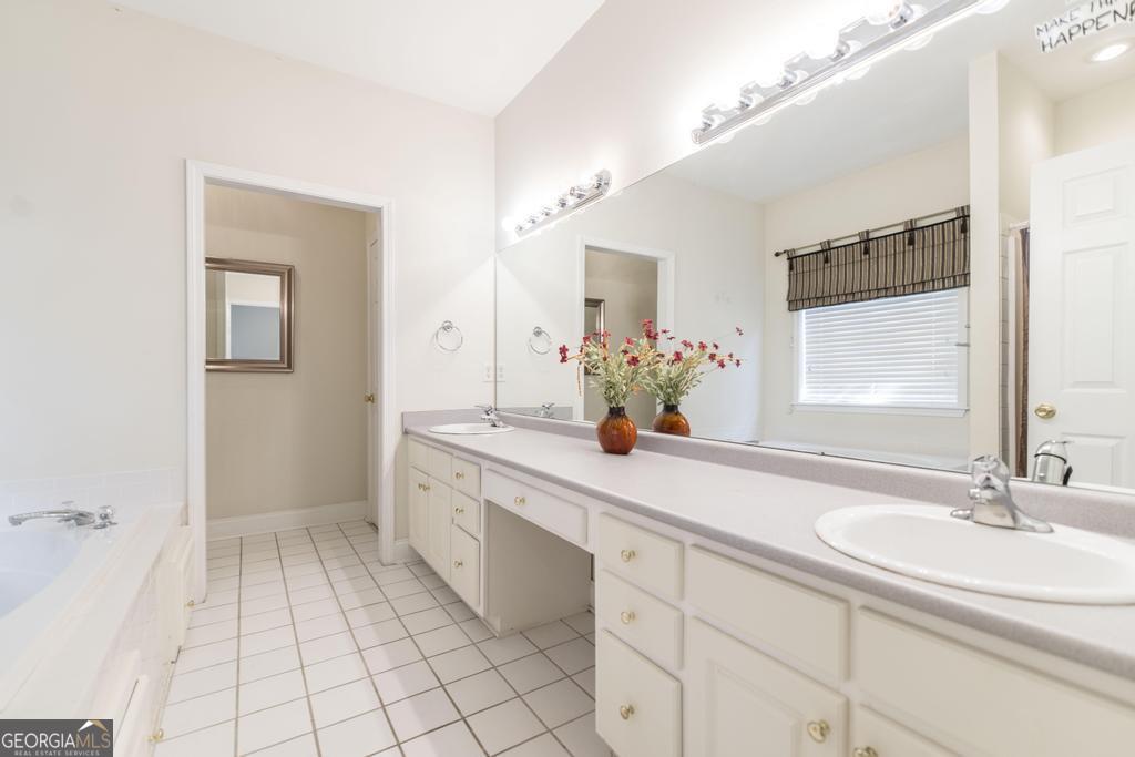 201 Foxridge Drive Property Photo 25