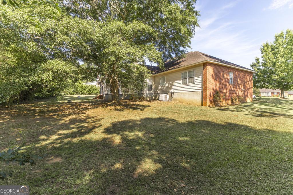 201 Foxridge Drive Property Photo 29