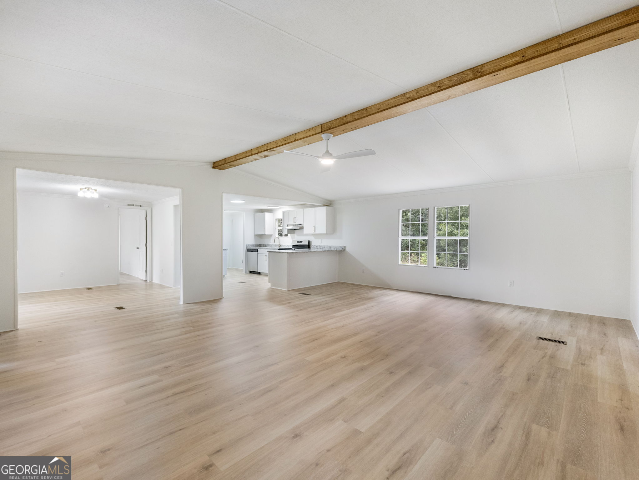 1114 Neal Road Property Photo 5