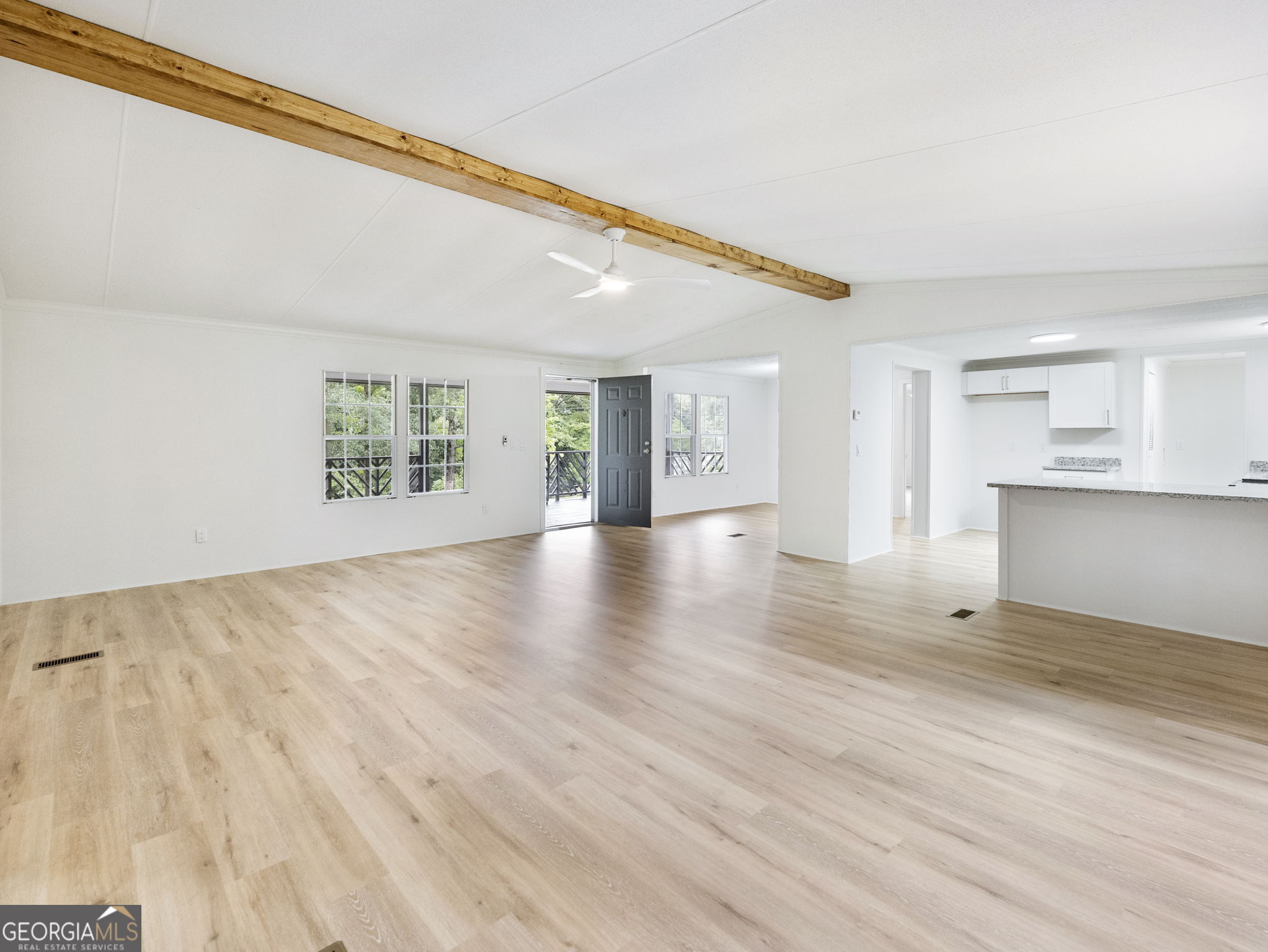 1114 Neal Road Property Photo 8