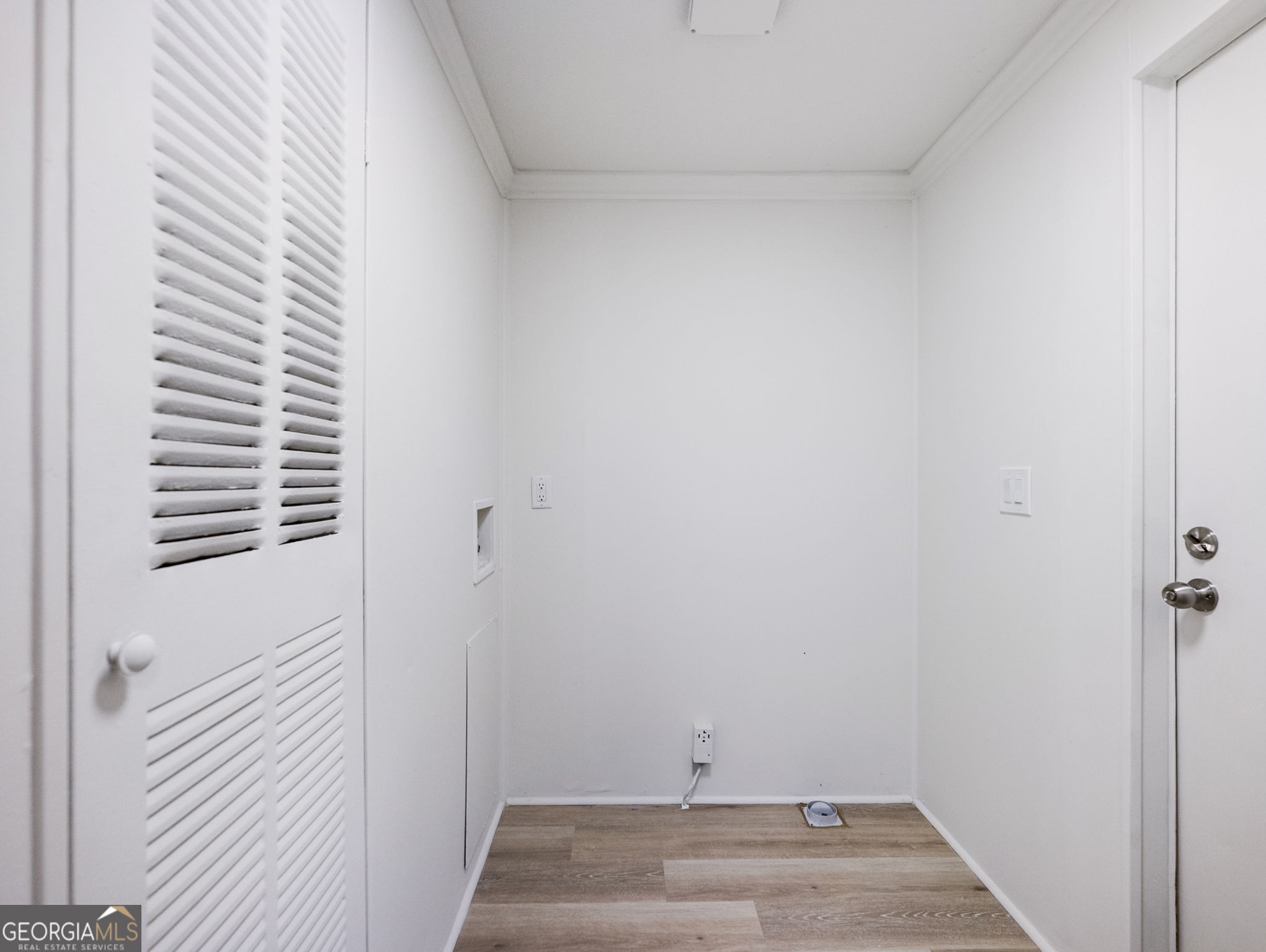 1114 Neal Road Property Photo 14