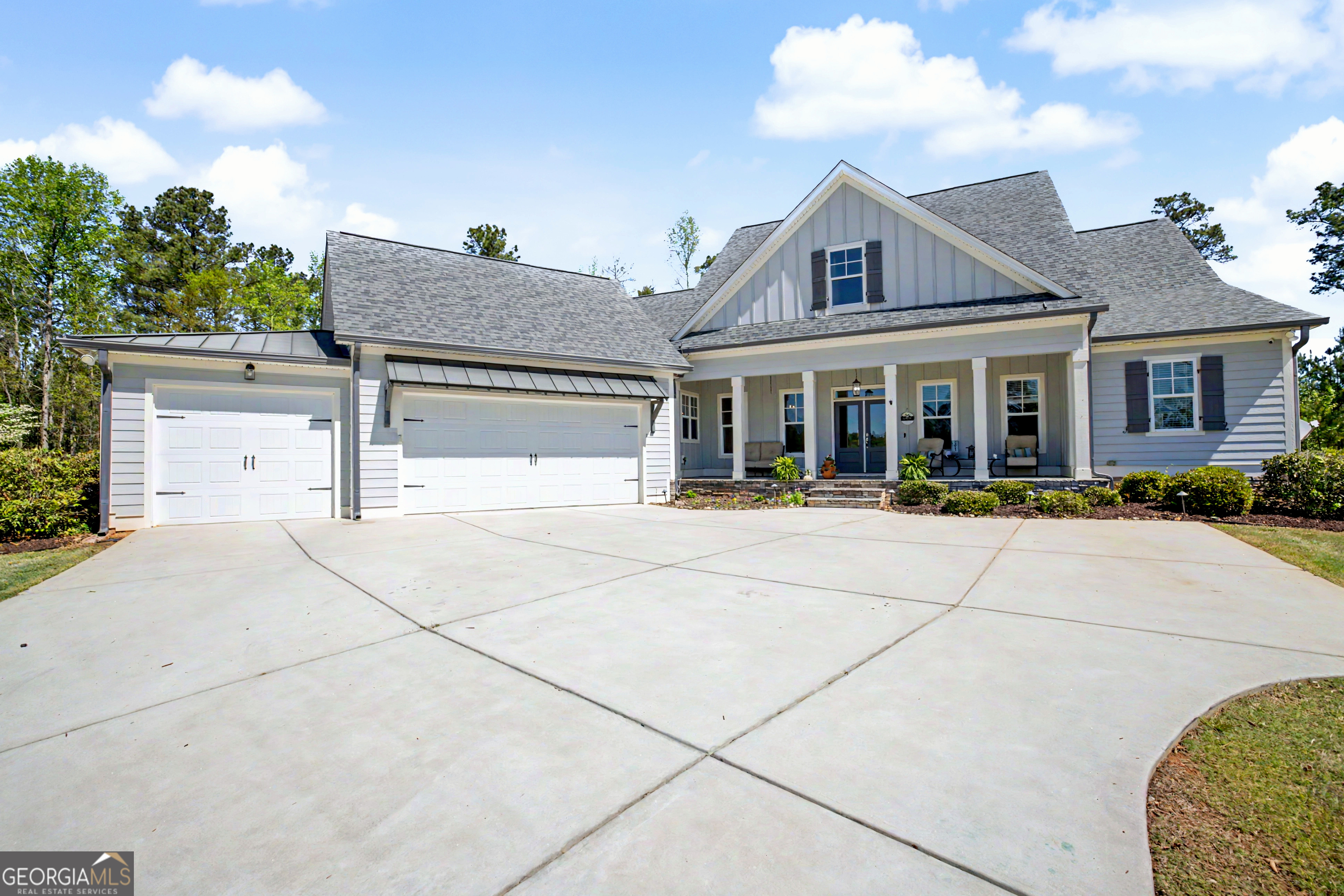 126 Raintree Court Property Photo 1