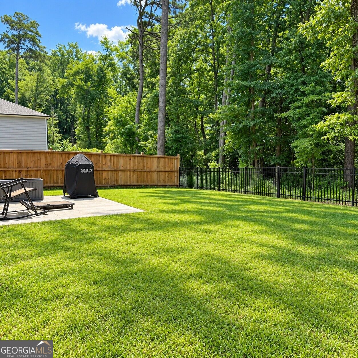 987 Evergreen Road Property Photo 12