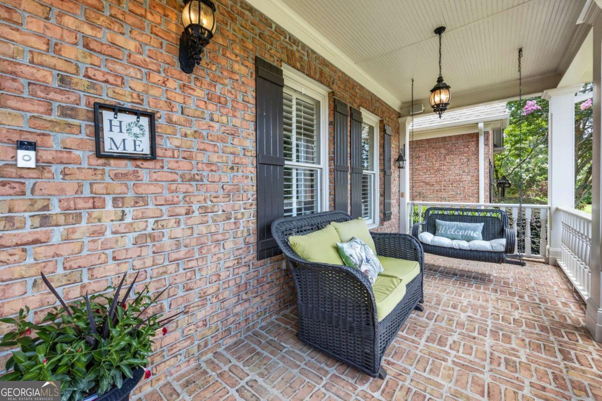 1452 Mountain Side Drive Property Photo 9