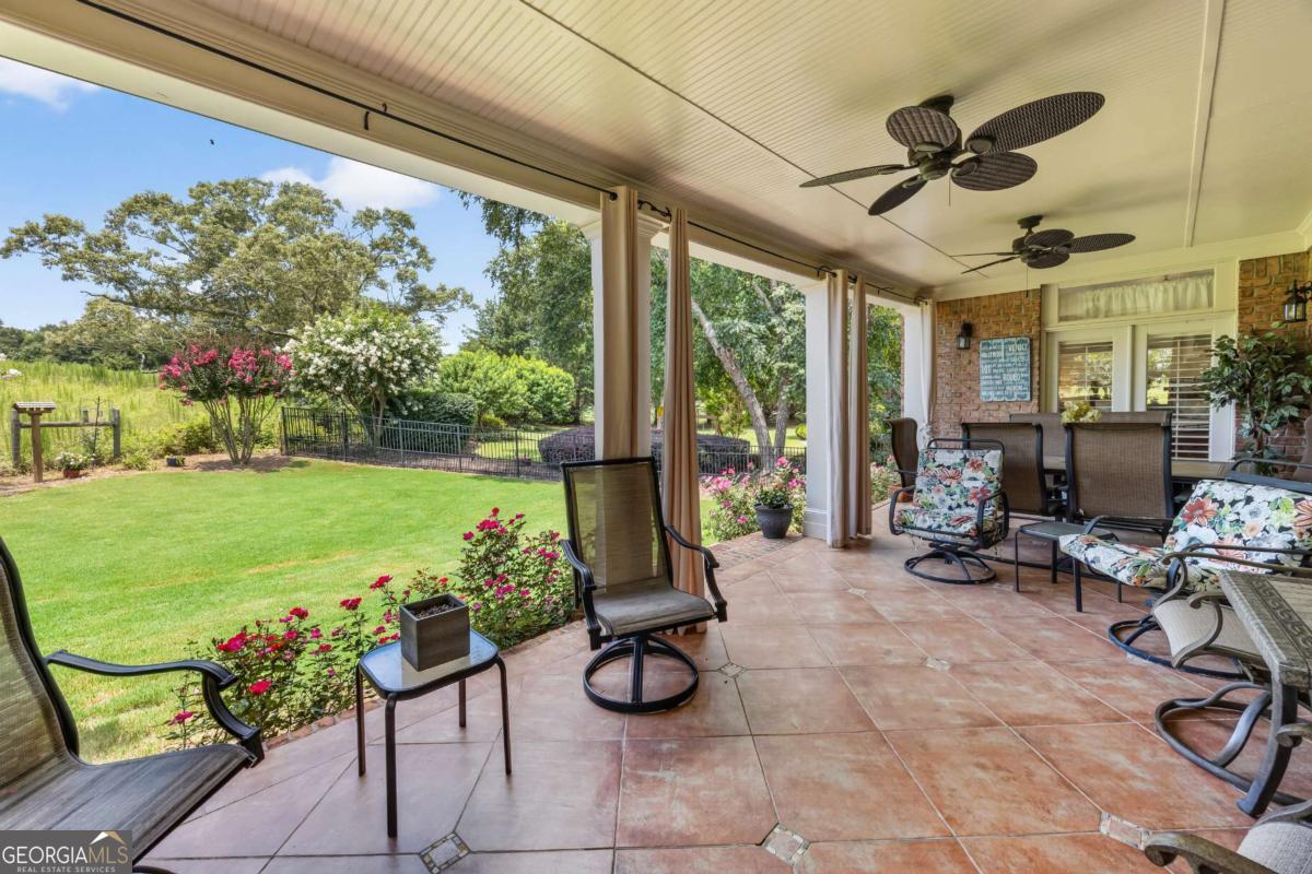 1452 Mountain Side Drive Property Photo 37