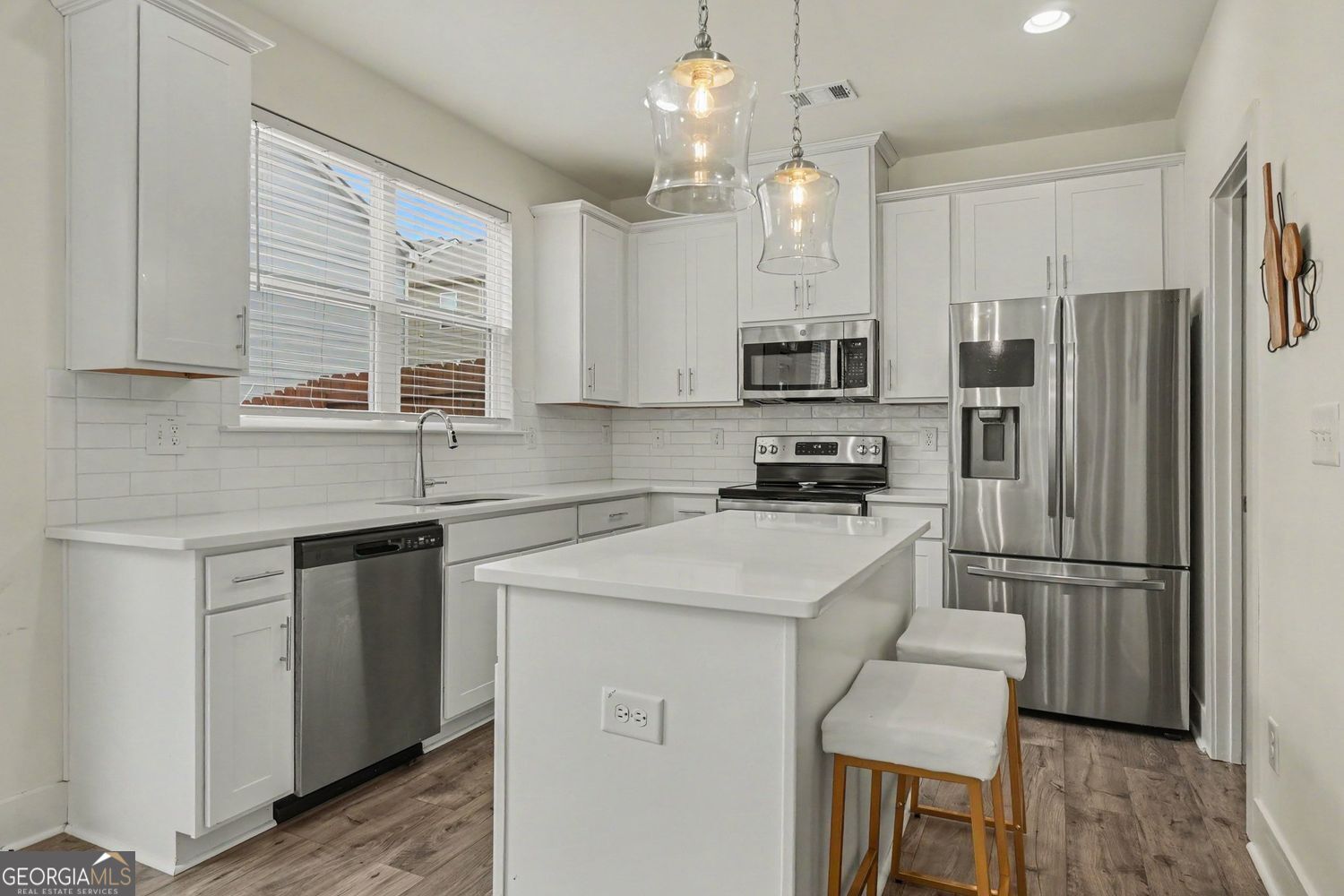 7740 Baron Road Property Photo 10