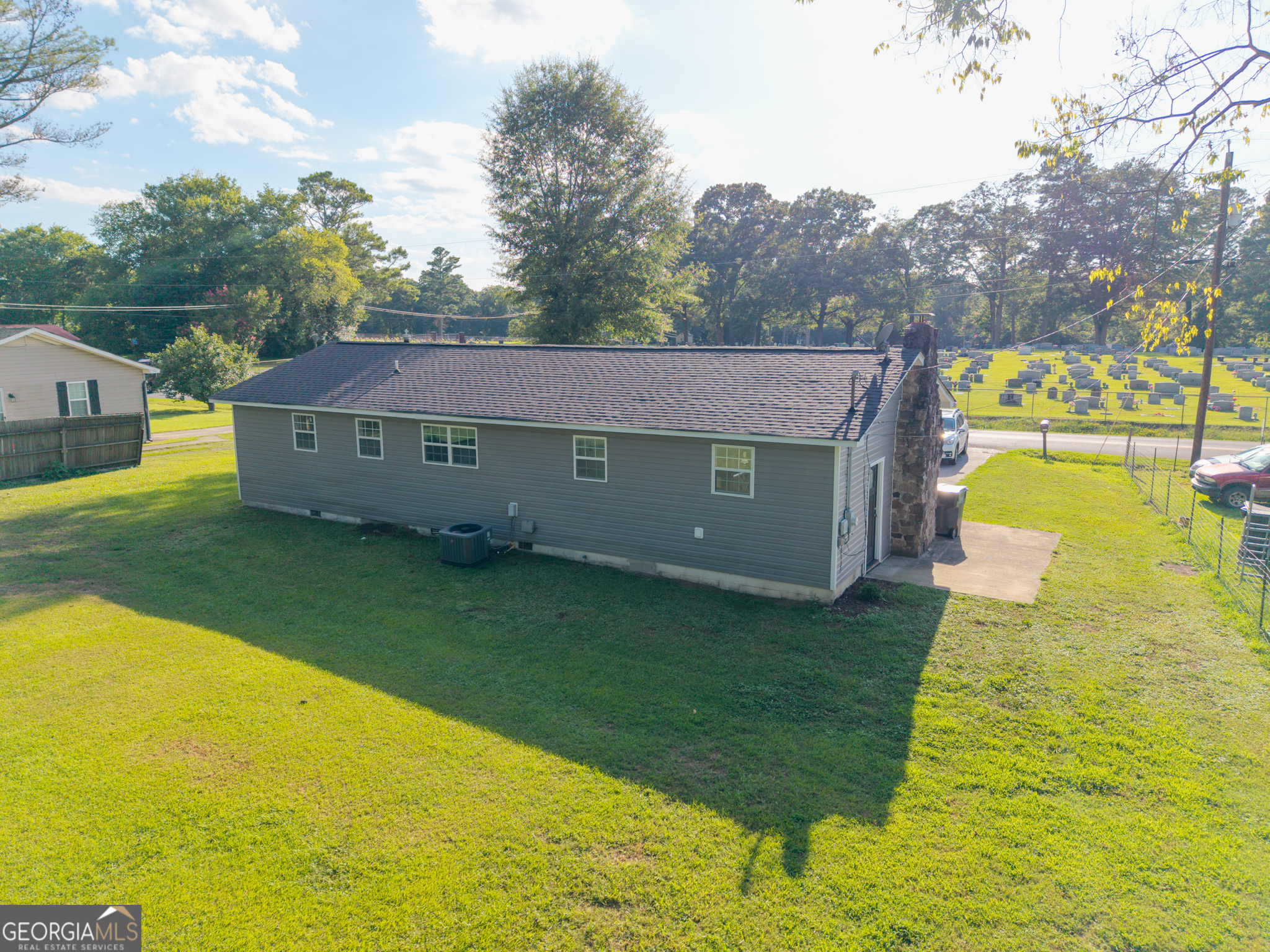 187 Henderson Street Property Photo 3