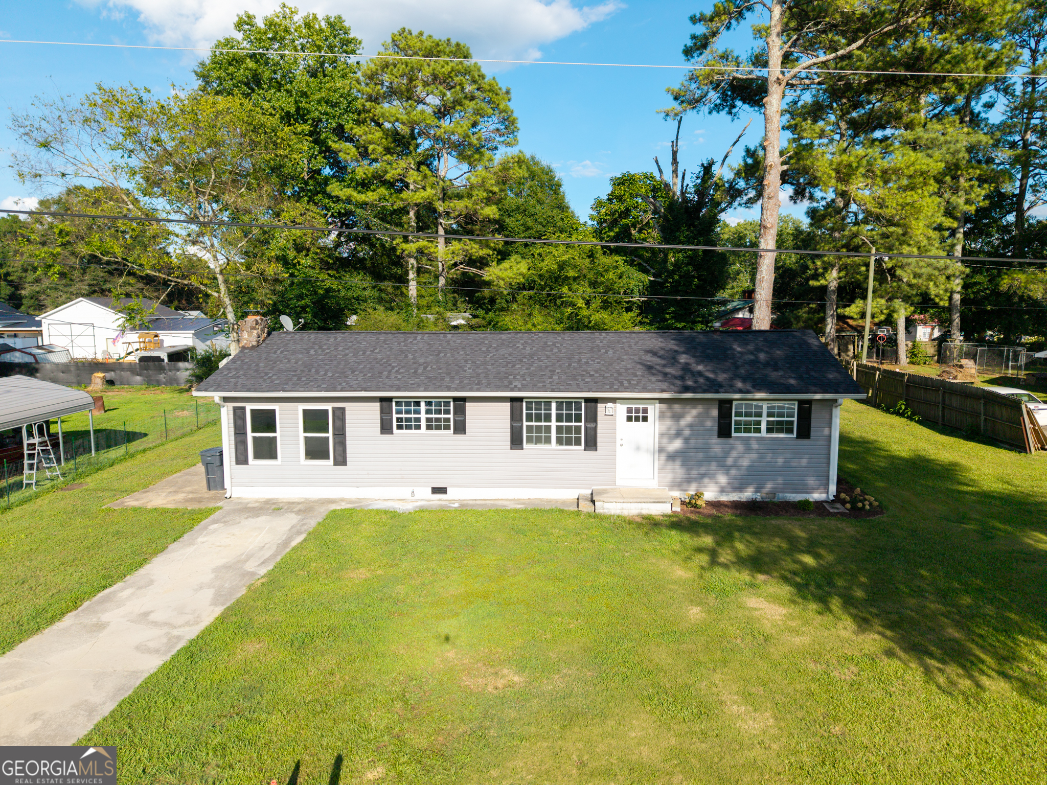 187 Henderson Street Property Photo 5