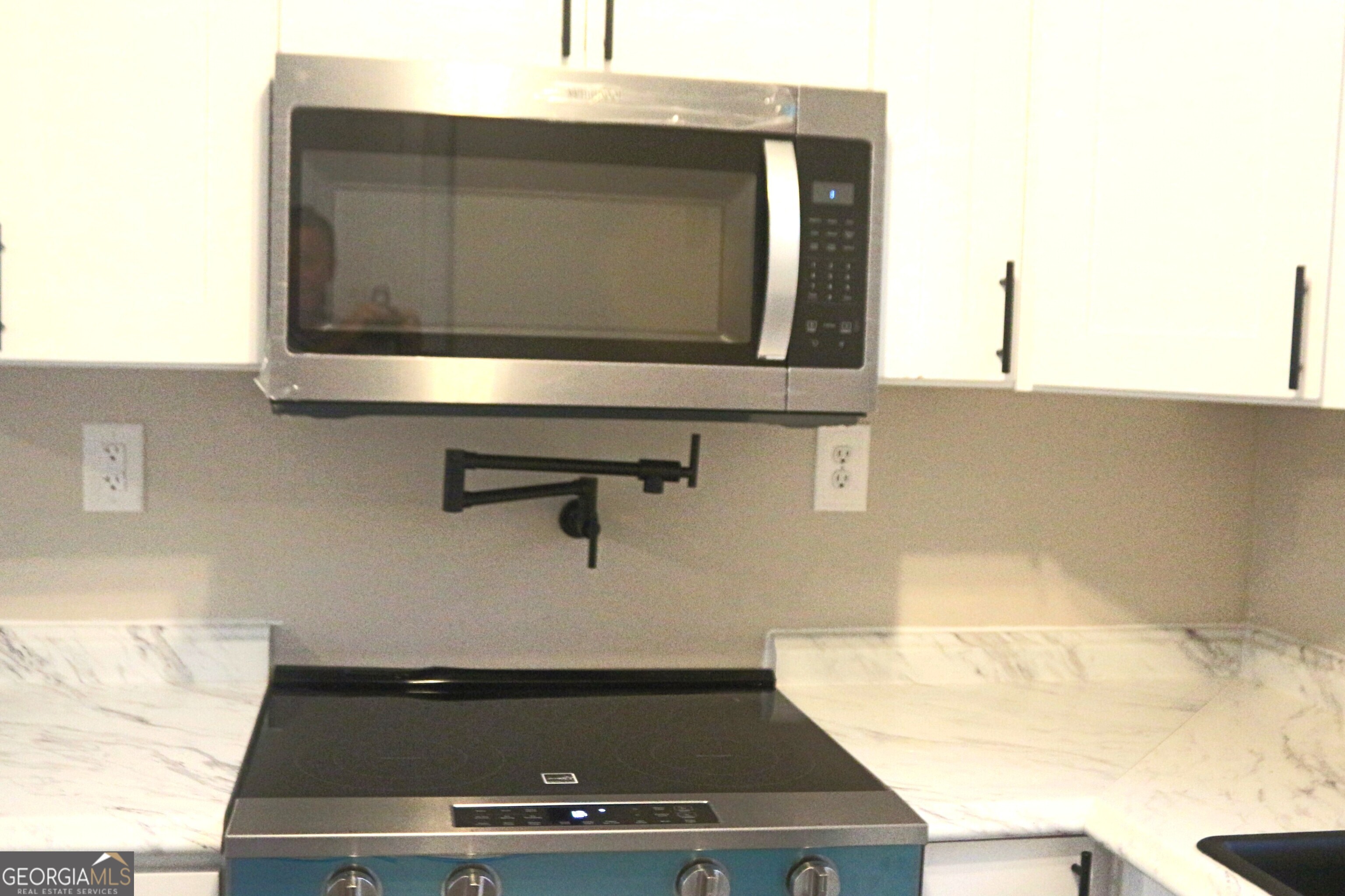 187 Henderson Street Property Photo 18