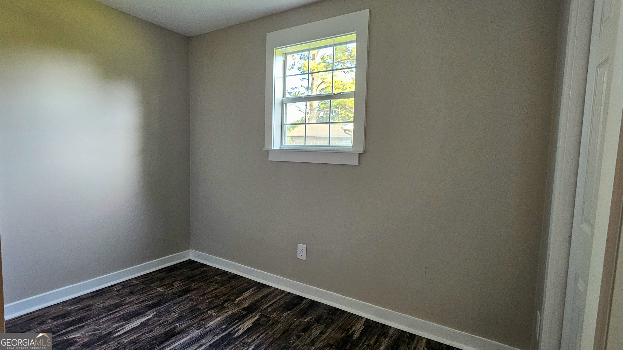187 Henderson Street Property Photo 25