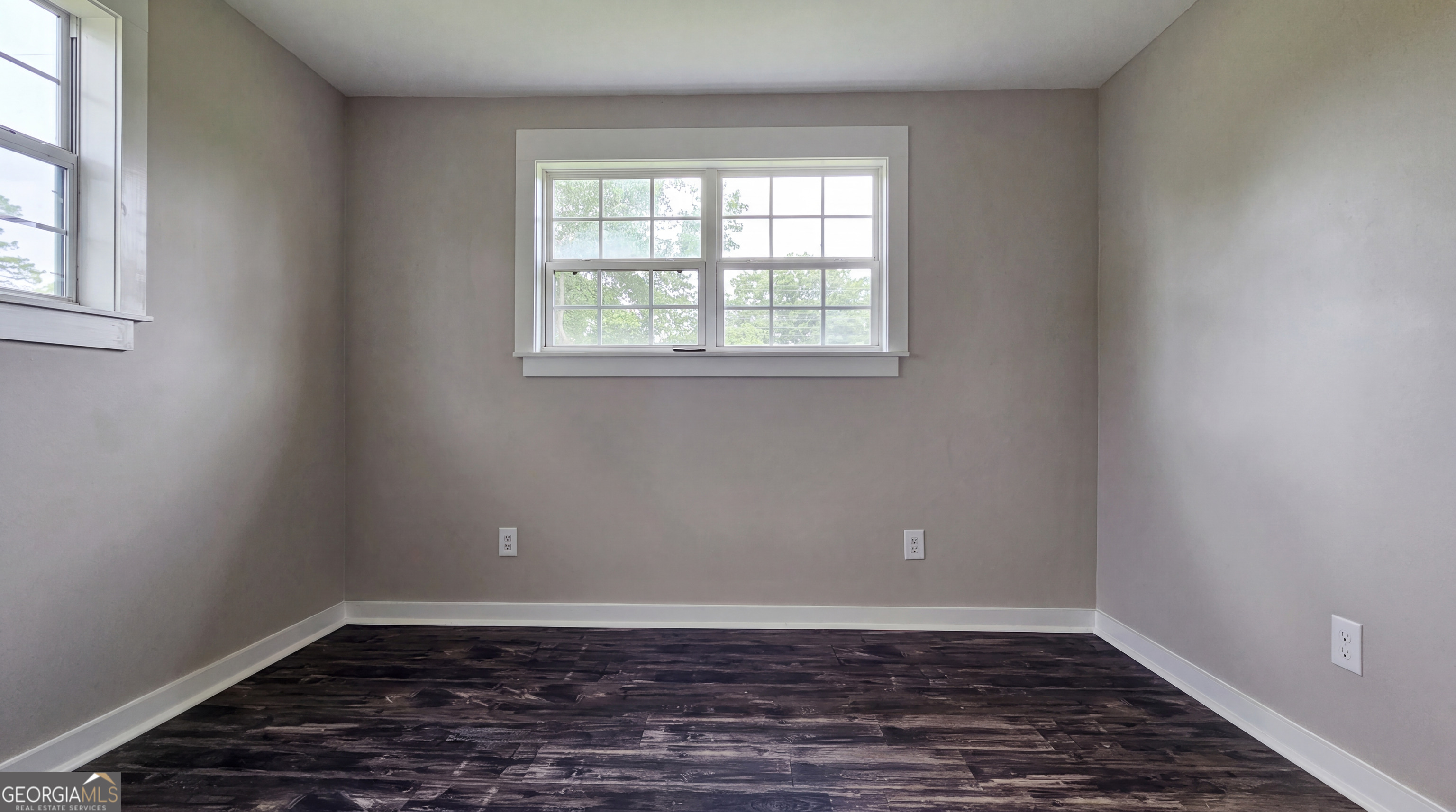 187 Henderson Street Property Photo 26