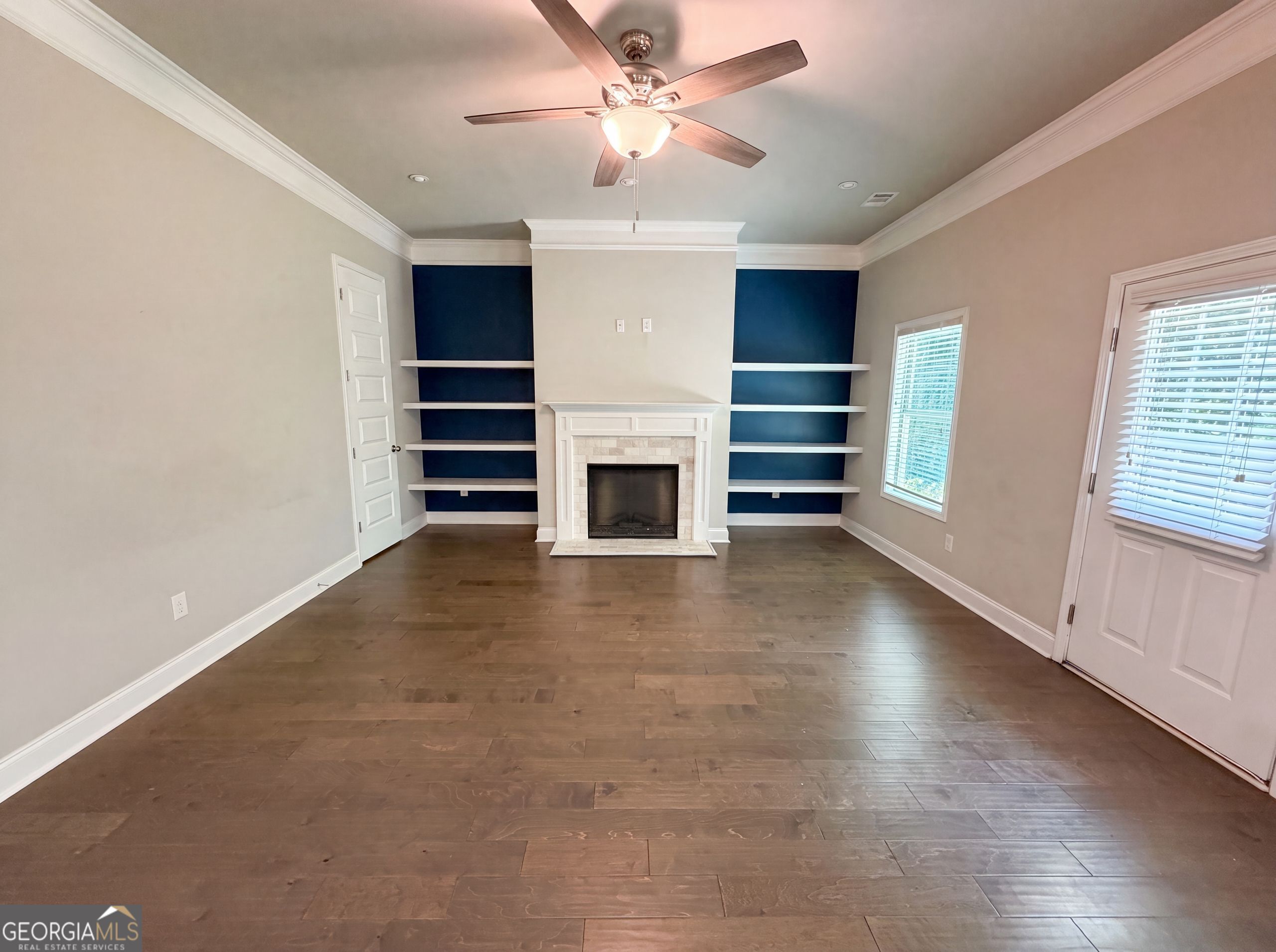 5317 Winmire Lane Property Photo 3