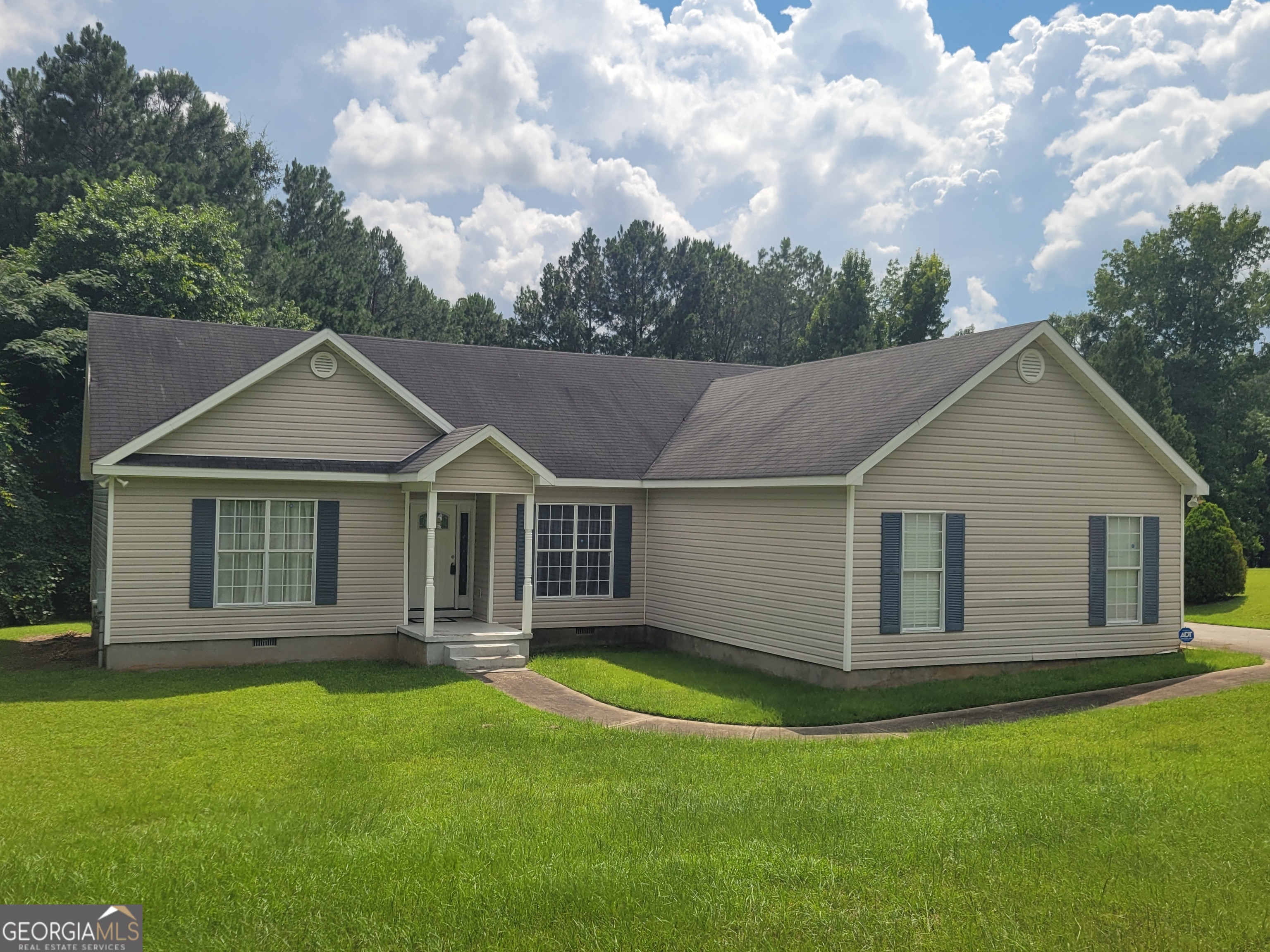 149 Olivia Circle Property Photo 1