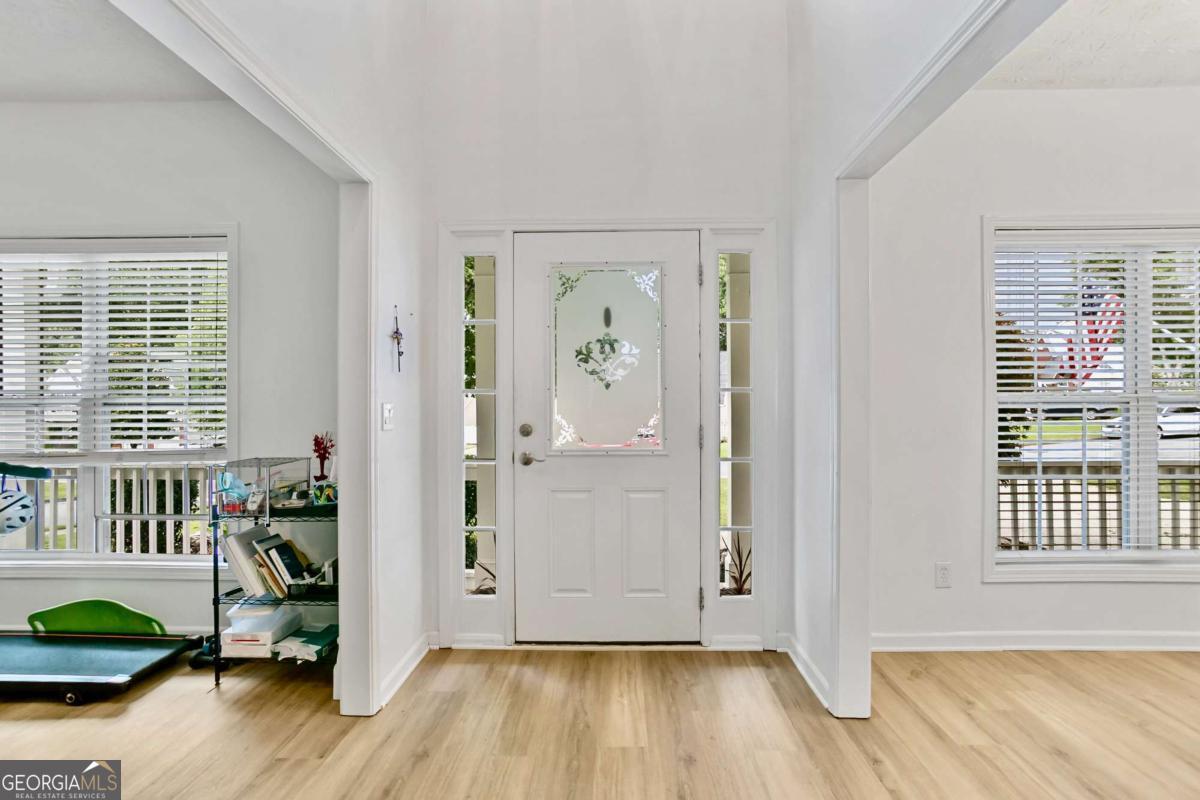 4026 Mcdowell Drive Property Photo 5
