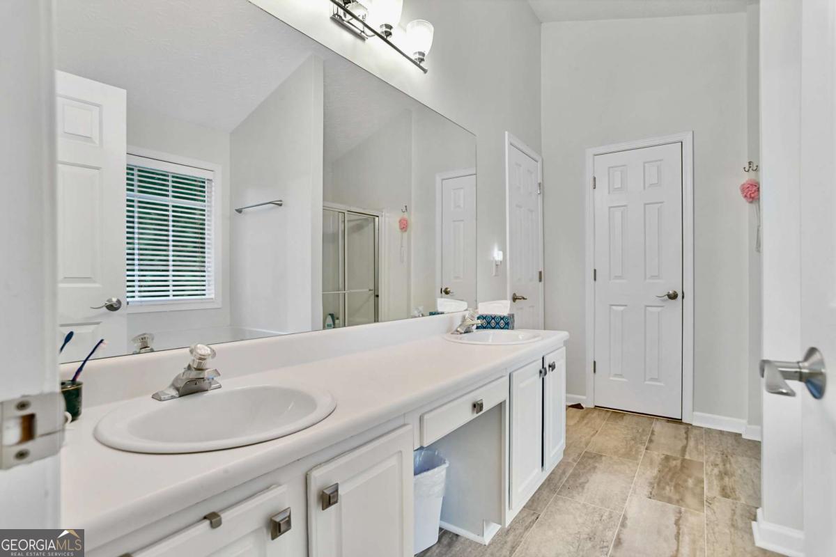 4026 Mcdowell Drive Property Photo 20