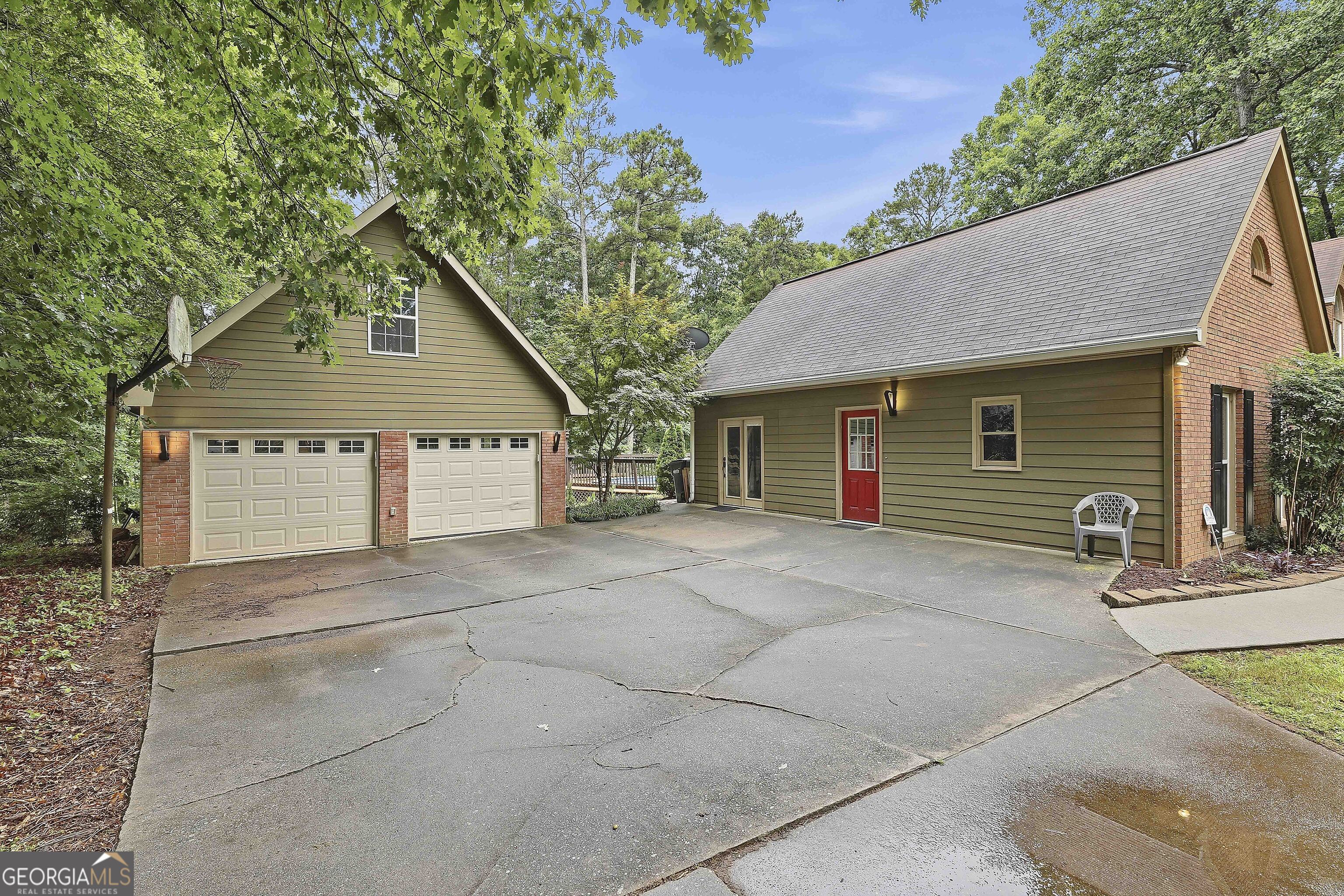 105 Crimson Ridge Property Photo 5