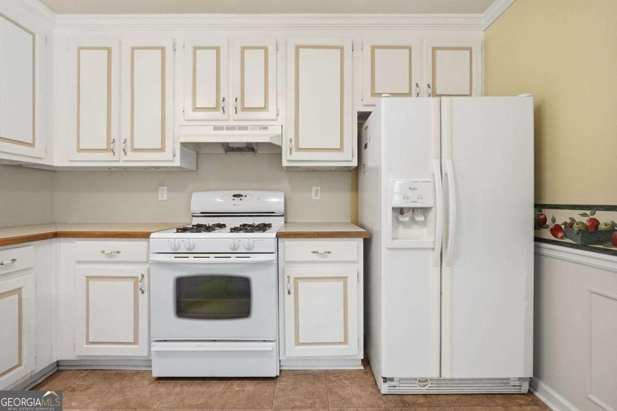 444 Waverly Forest Court Property Photo 10