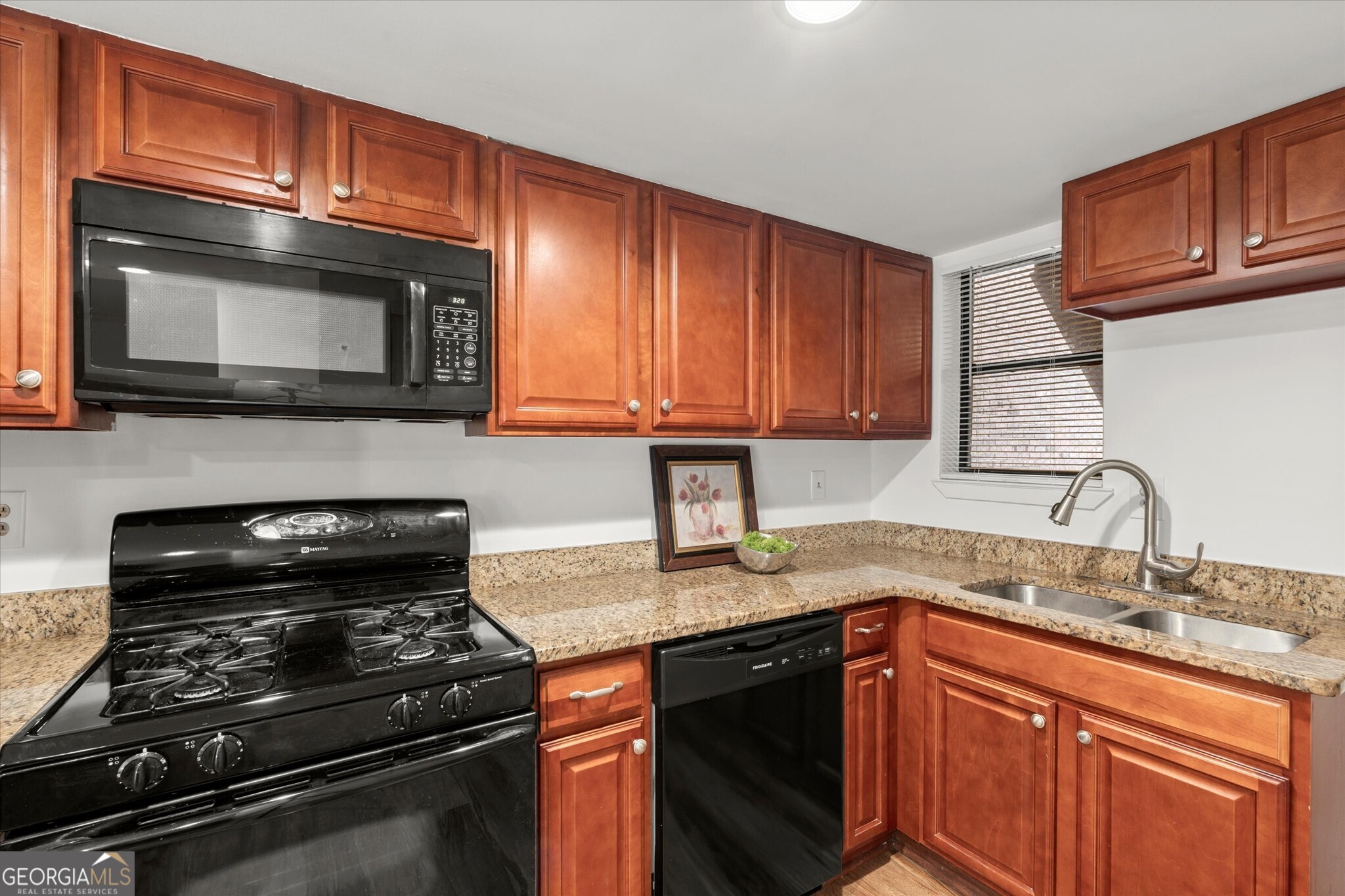 2192 Palmyra Drive Se Property Photo 12