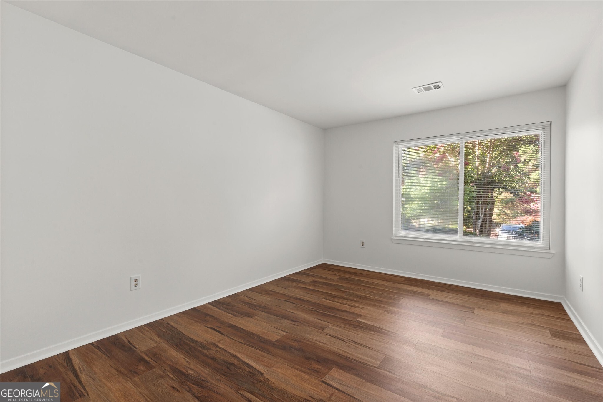 2192 Palmyra Drive Se Property Photo 23