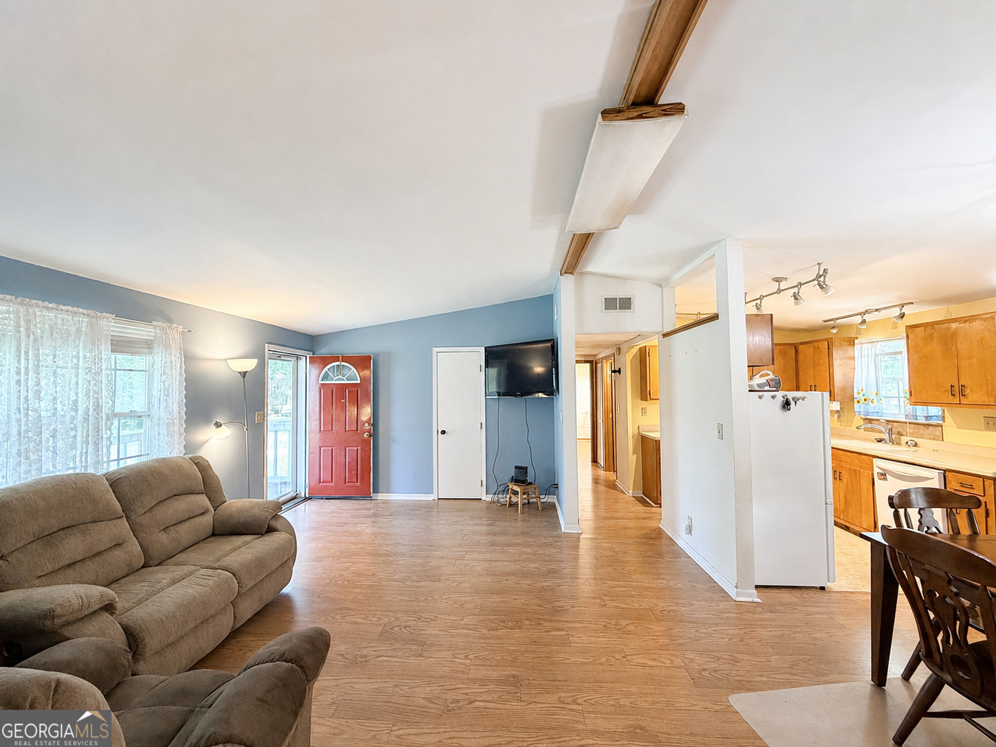 207 Depot Street N Property Photo 10