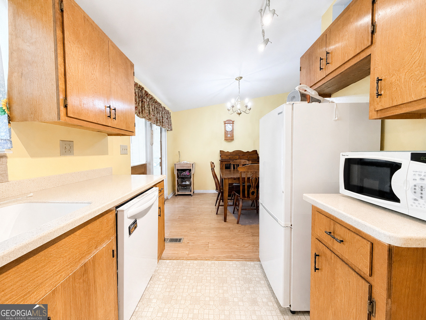 207 Depot Street N Property Photo 14