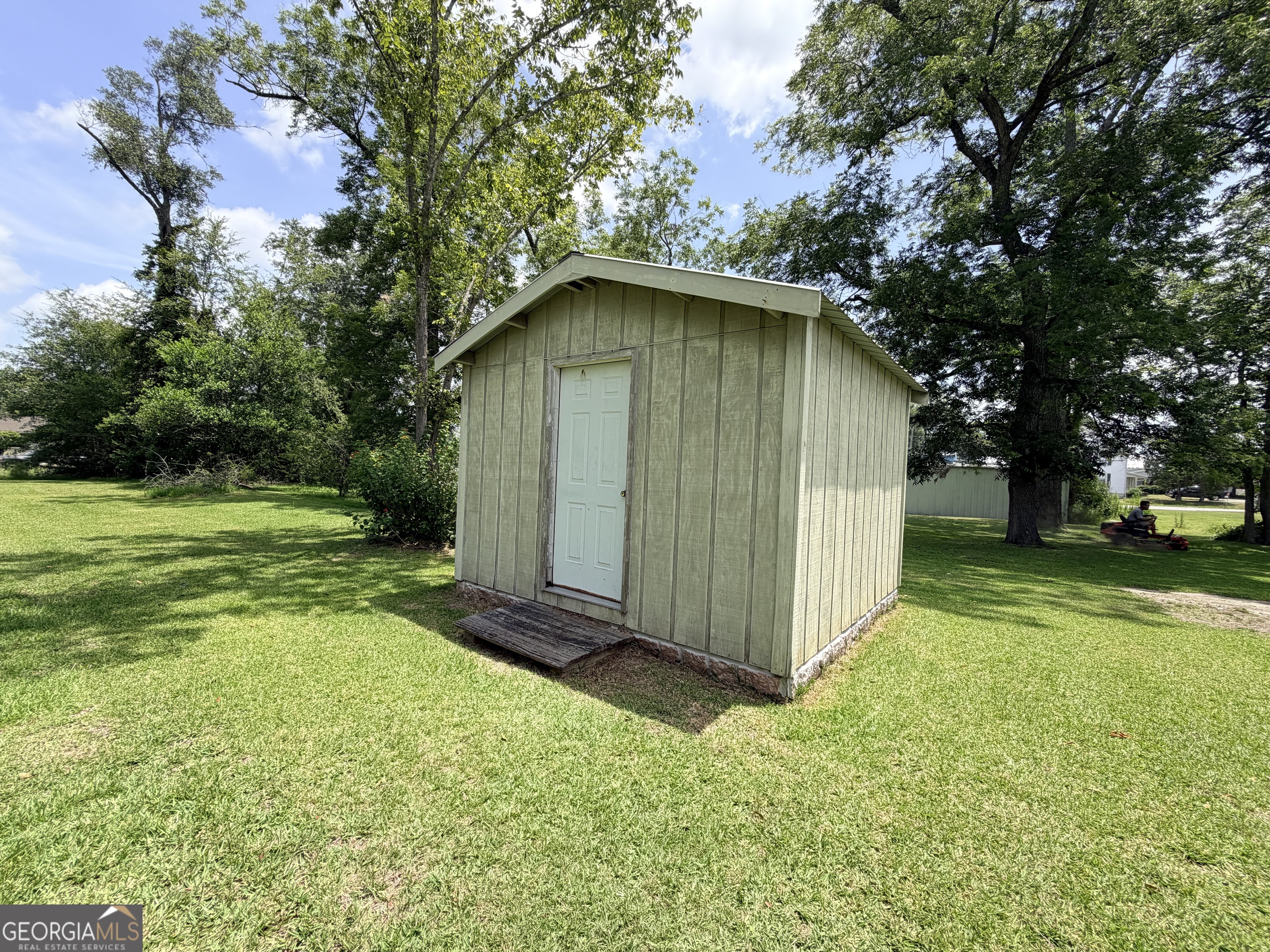 207 Depot Street N Property Photo 34