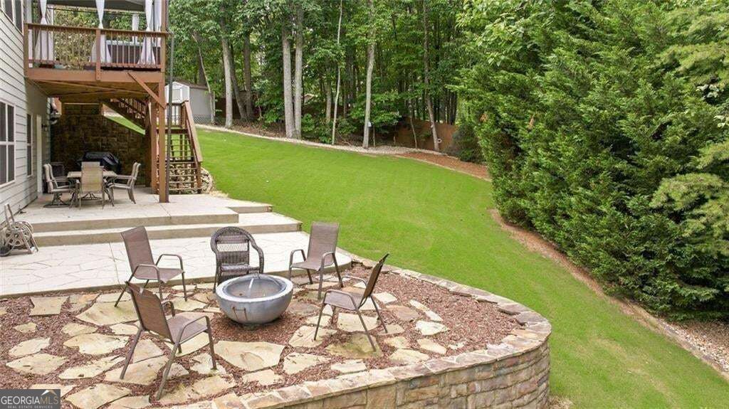 6330 Oldham Court Property Photo 5