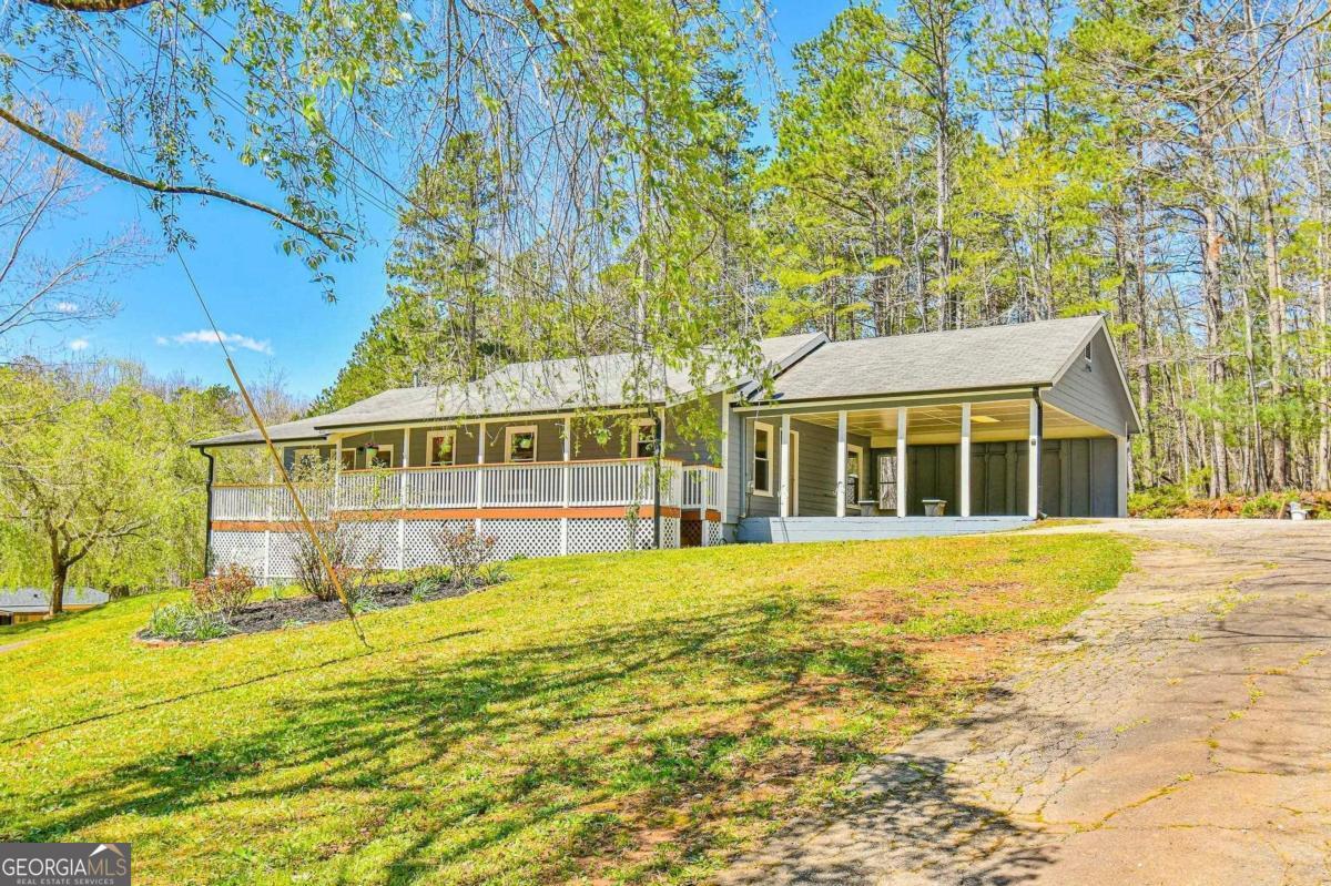 1163 Kinney Mill Road Property Photo 1