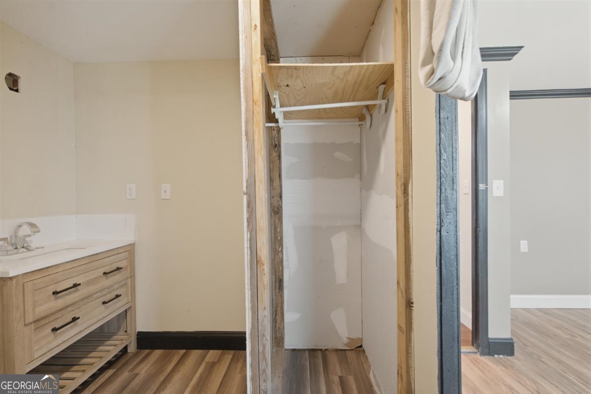 46 Whitsel Hollow Property Photo 17
