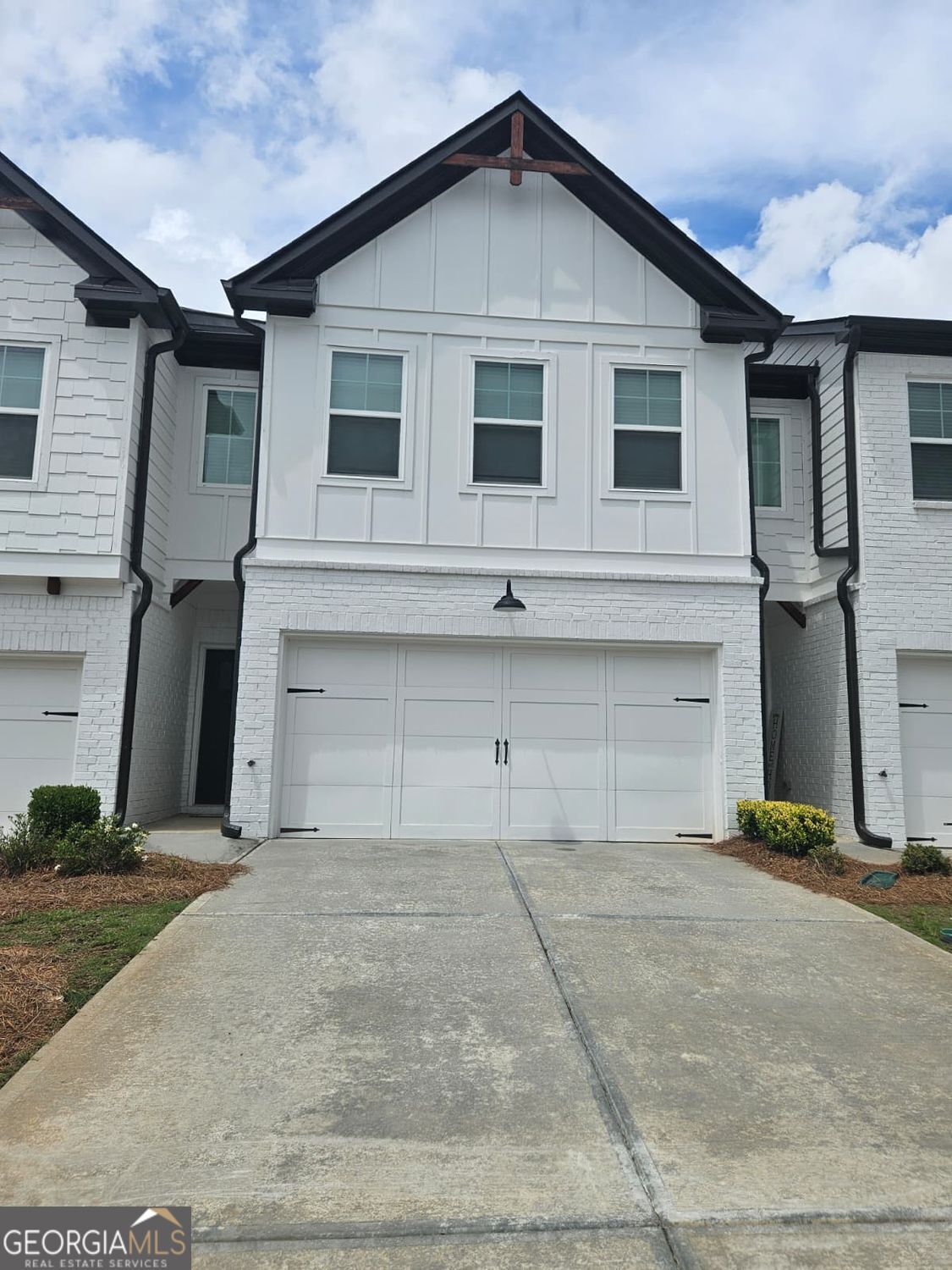 56 Auburn Hill Drive Property Photo 1