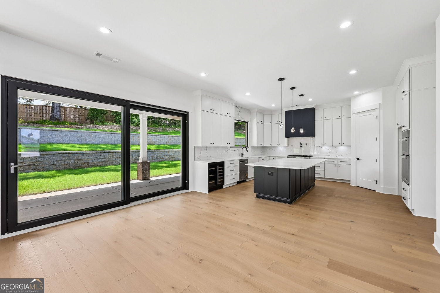156 Rocky Ridge Way Property Photo 13
