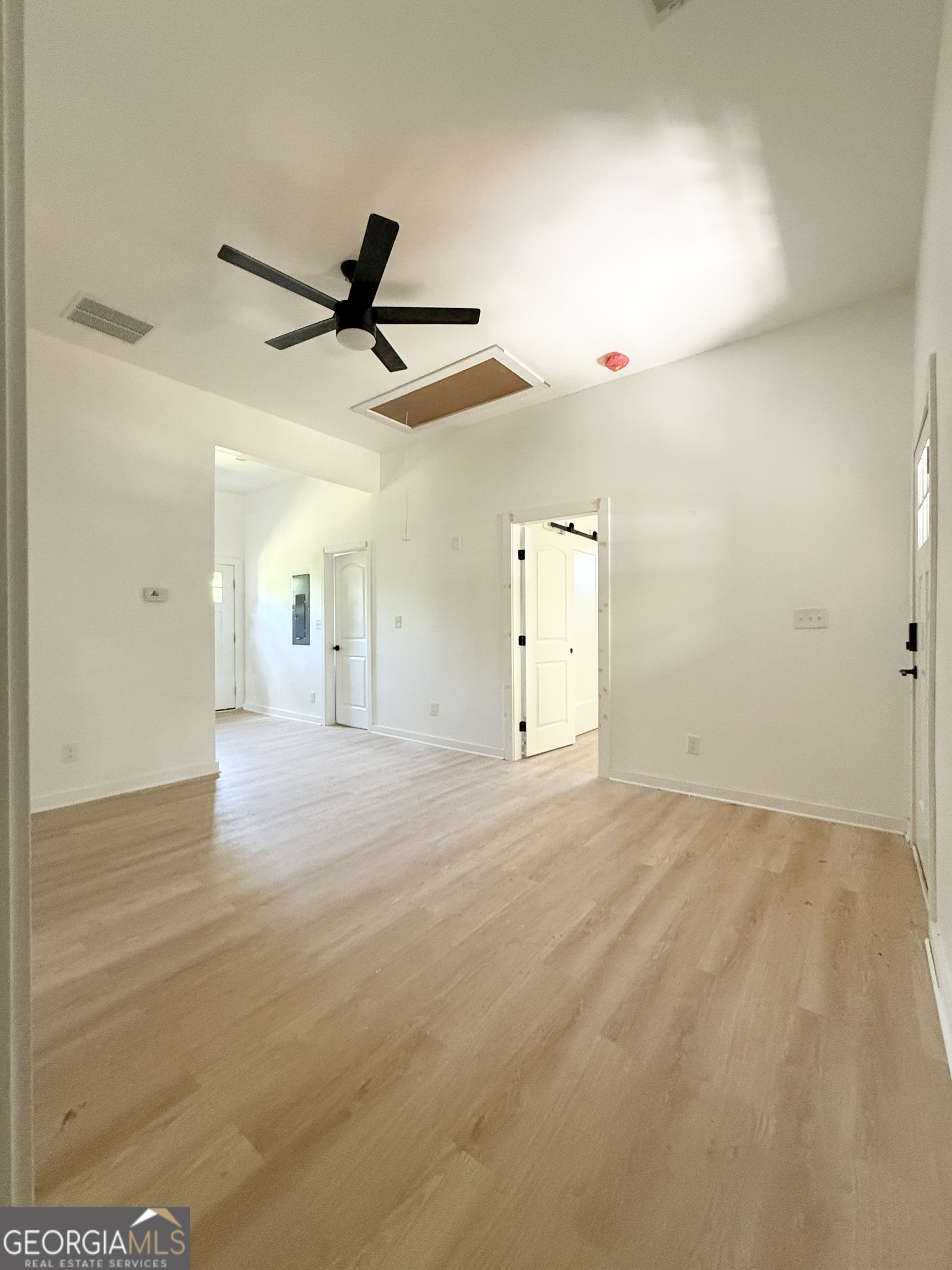 808 Center Street Property Photo 5
