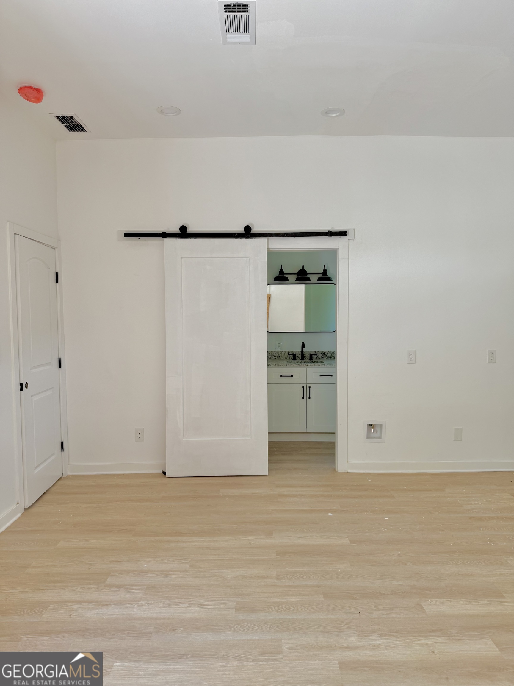 808 Center Street Property Photo 14
