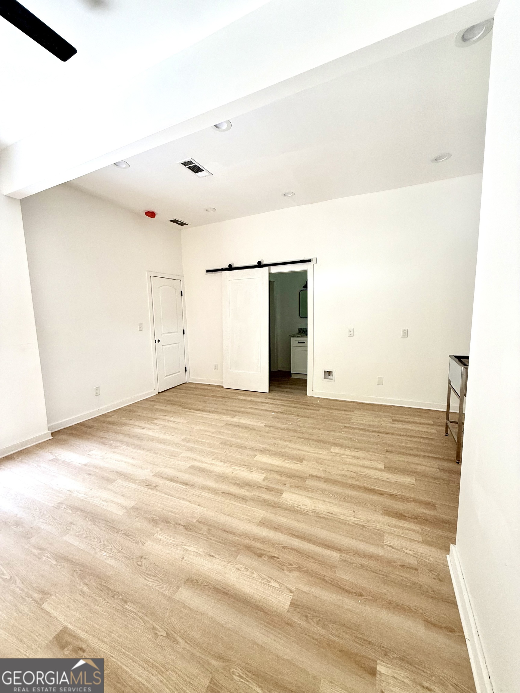 808 Center Street Property Photo 15