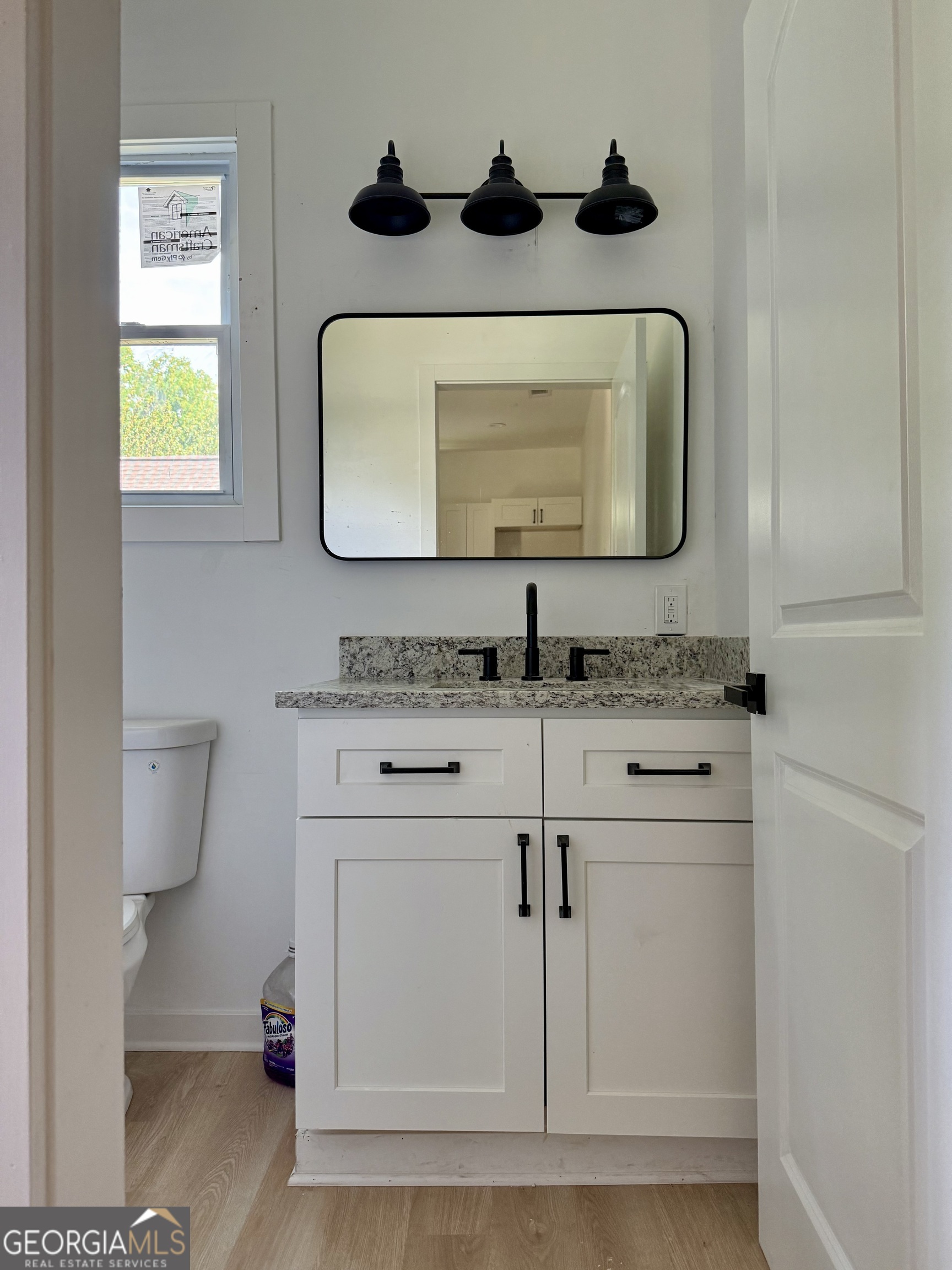 808 Center Street Property Photo 16