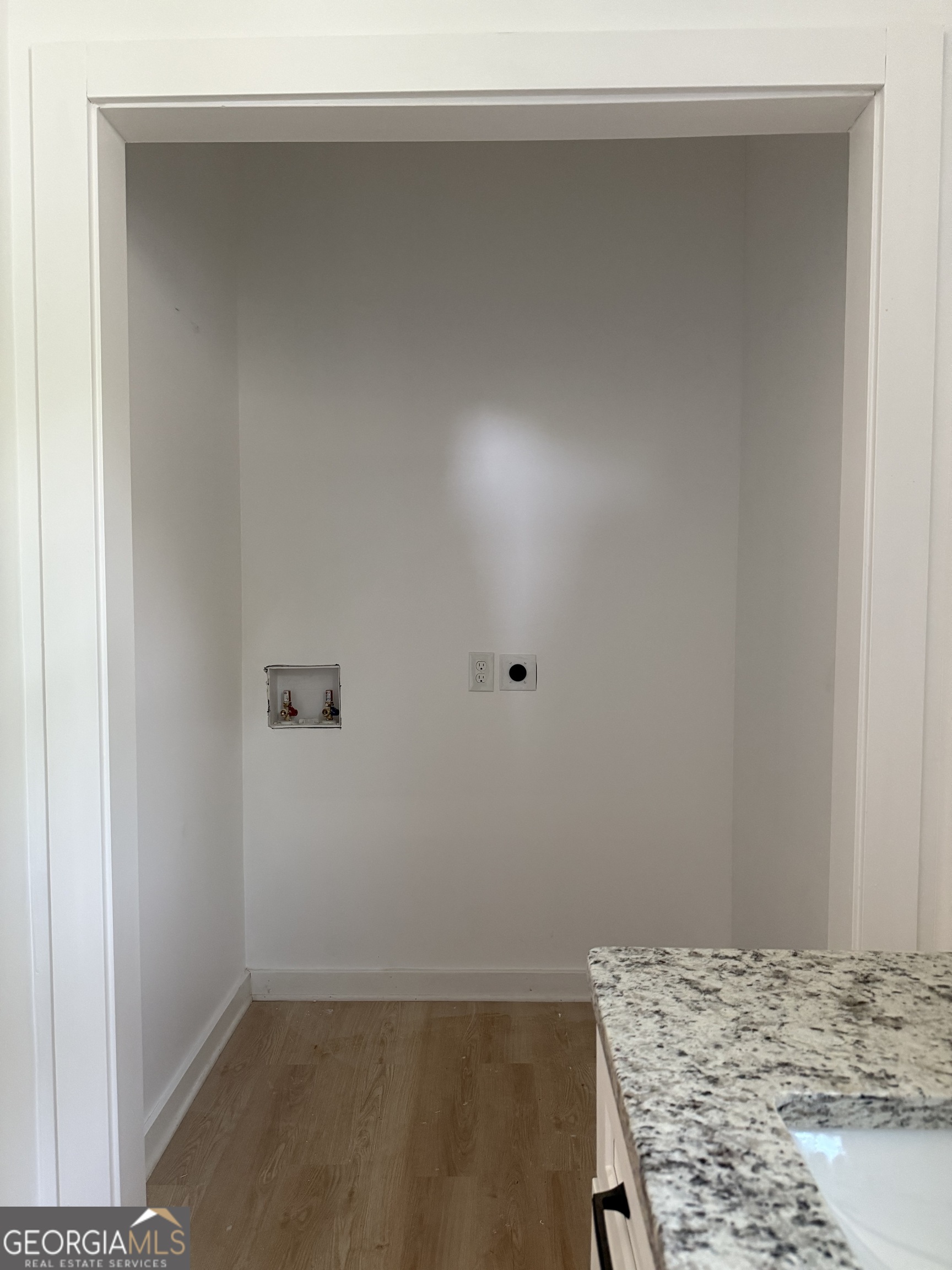 808 Center Street Property Photo 20
