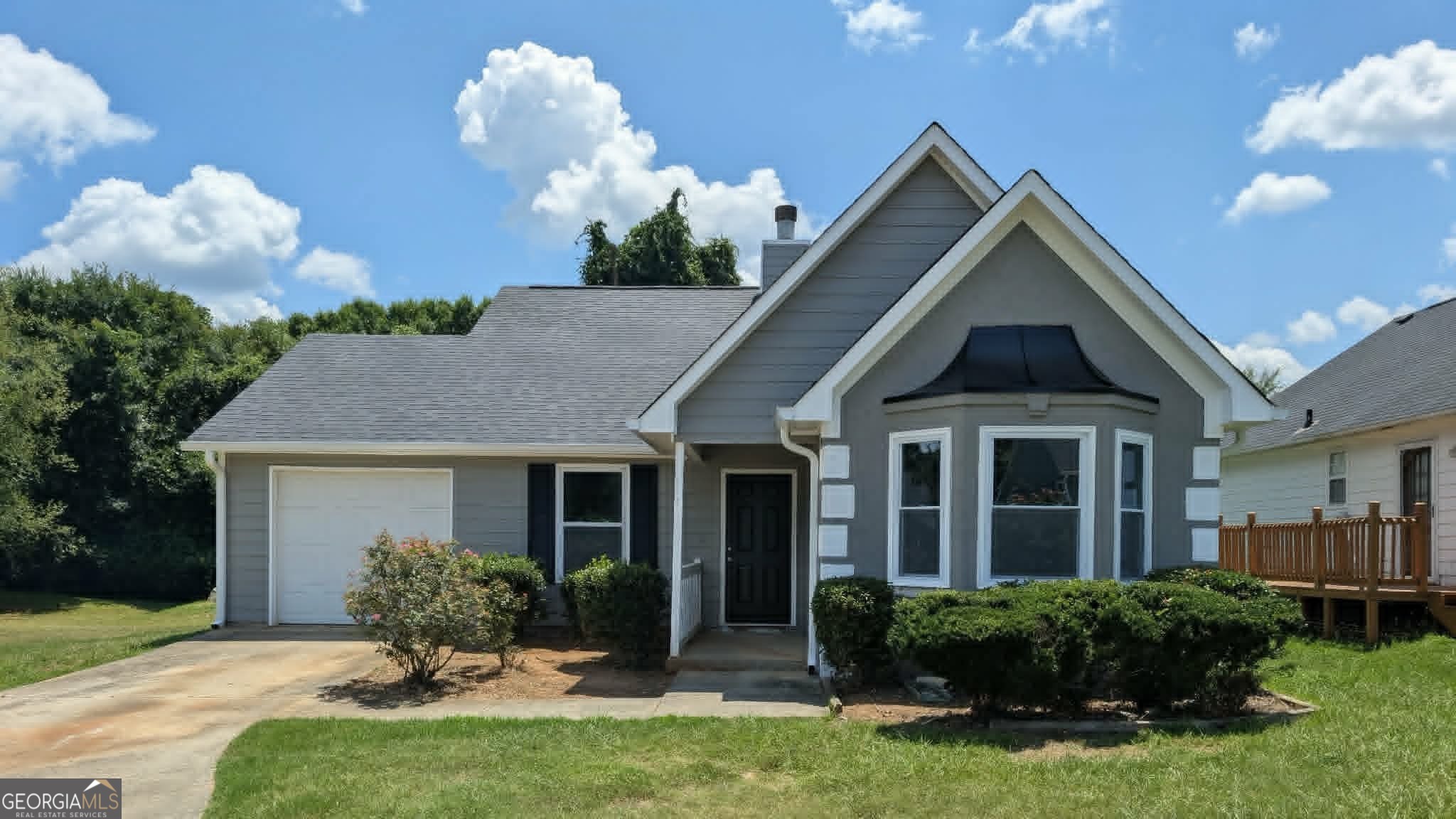 152 Crystal Brook Property Photo 1