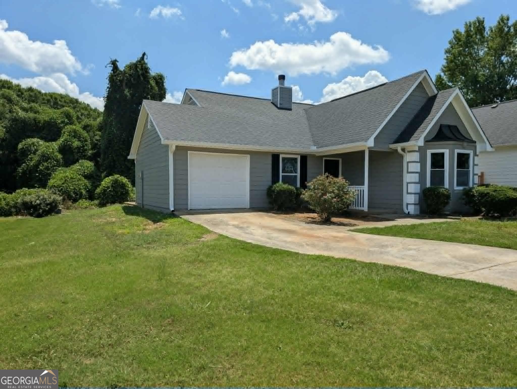 152 Crystal Brook Property Photo 2