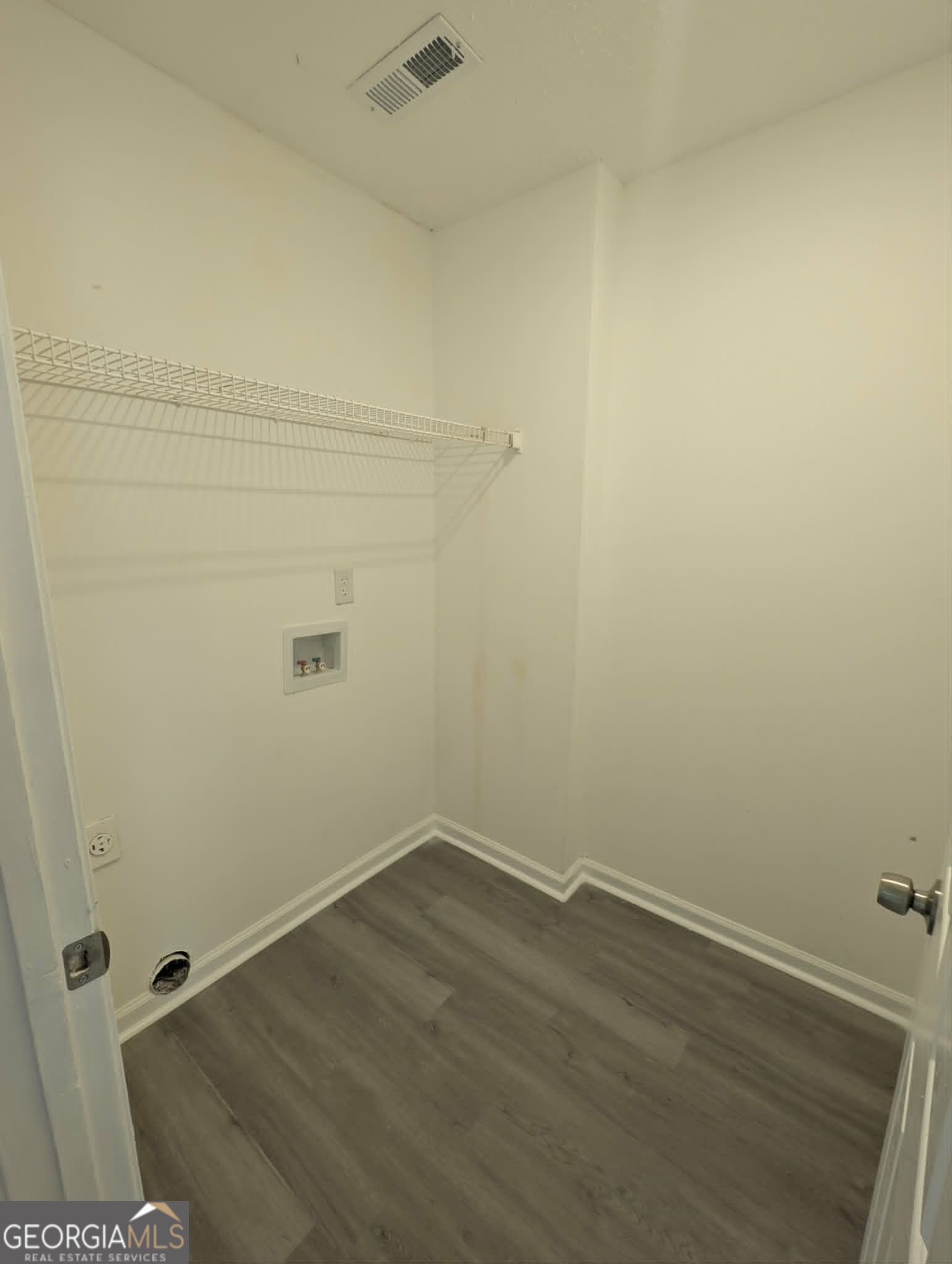 152 Crystal Brook Property Photo 12