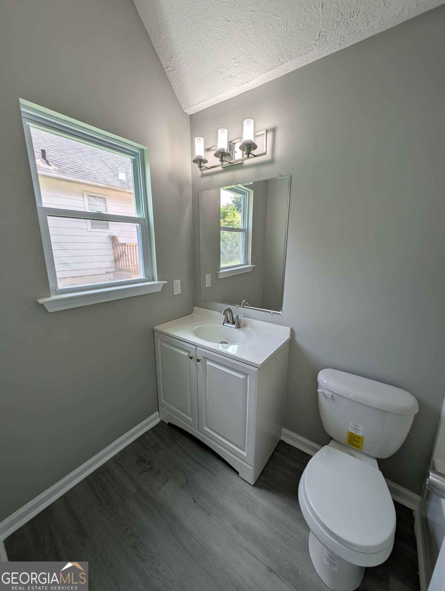 152 Crystal Brook Property Photo 20