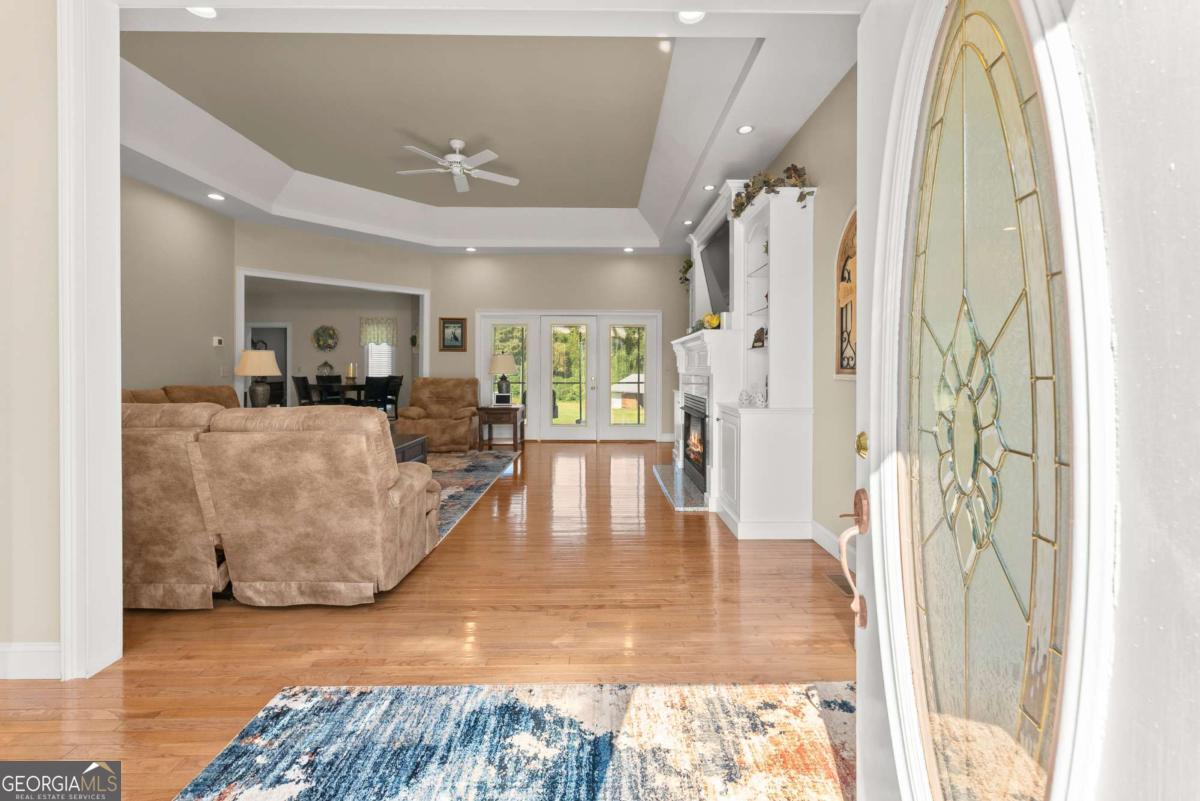 1121 Beacon Light Road Property Photo 7