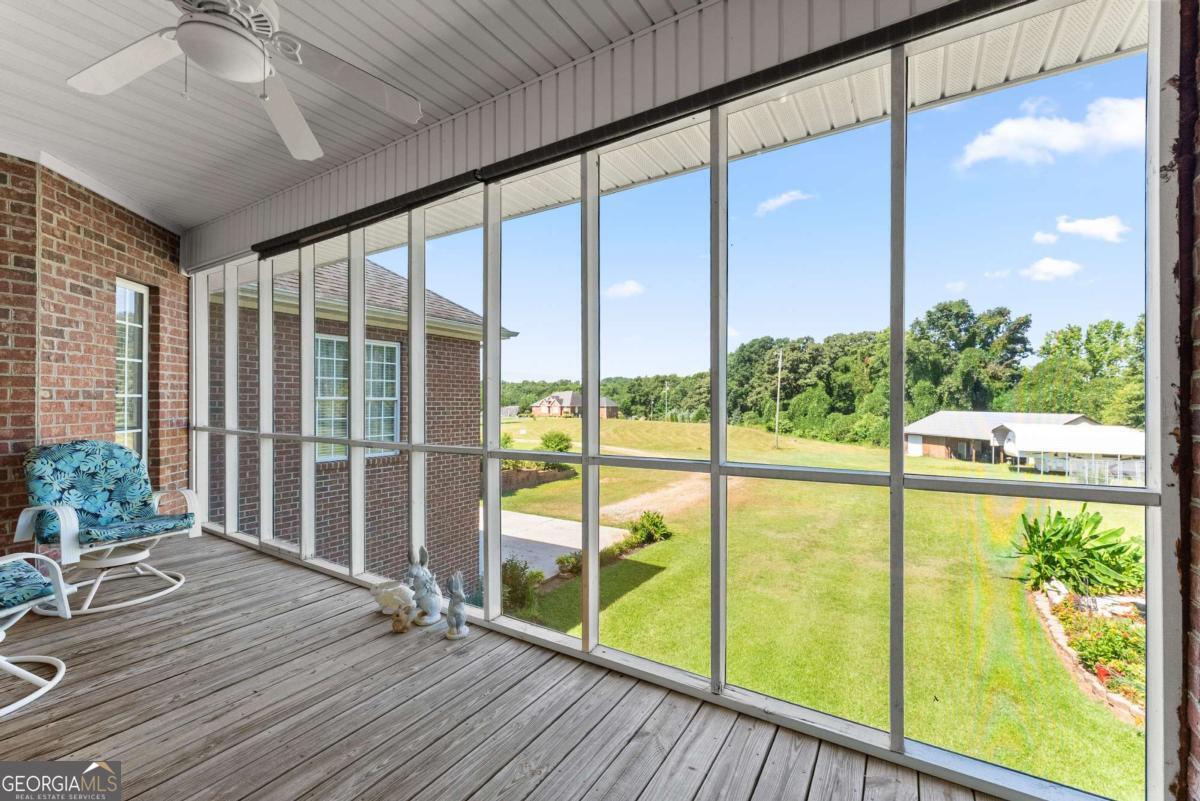1121 Beacon Light Road Property Photo 13