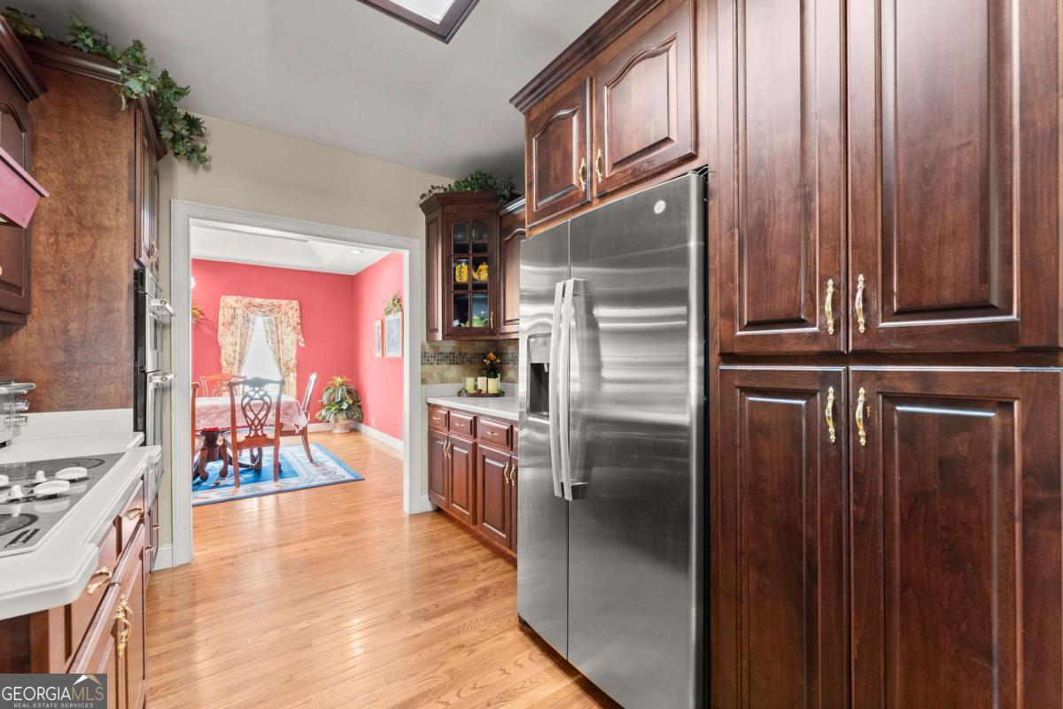 1121 Beacon Light Road Property Photo 16