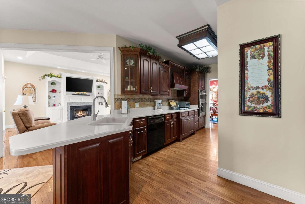 1121 Beacon Light Road Property Photo 17