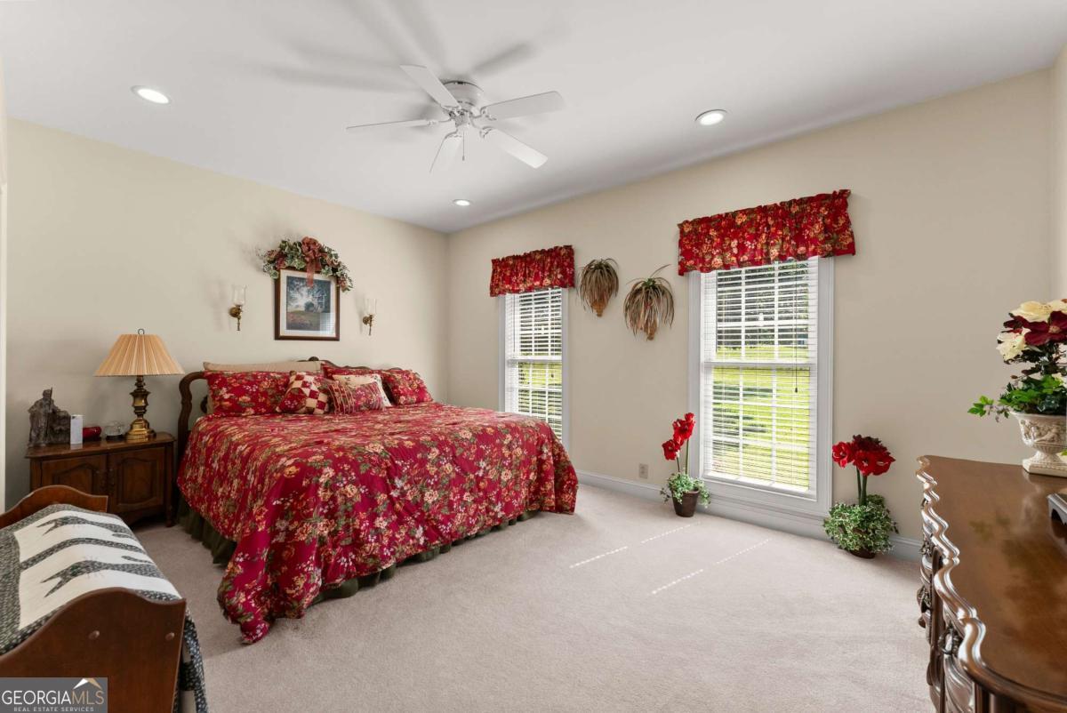 1121 Beacon Light Road Property Photo 28