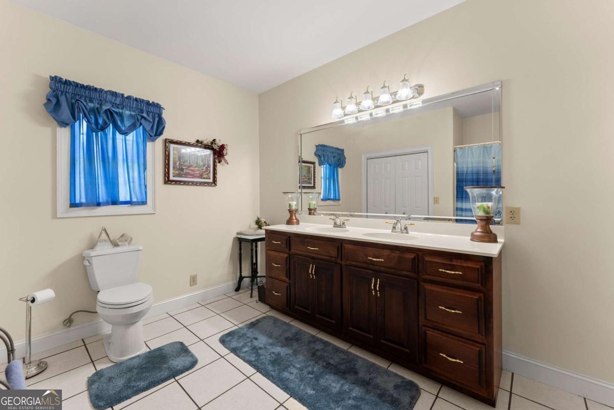 1121 Beacon Light Road Property Photo 30