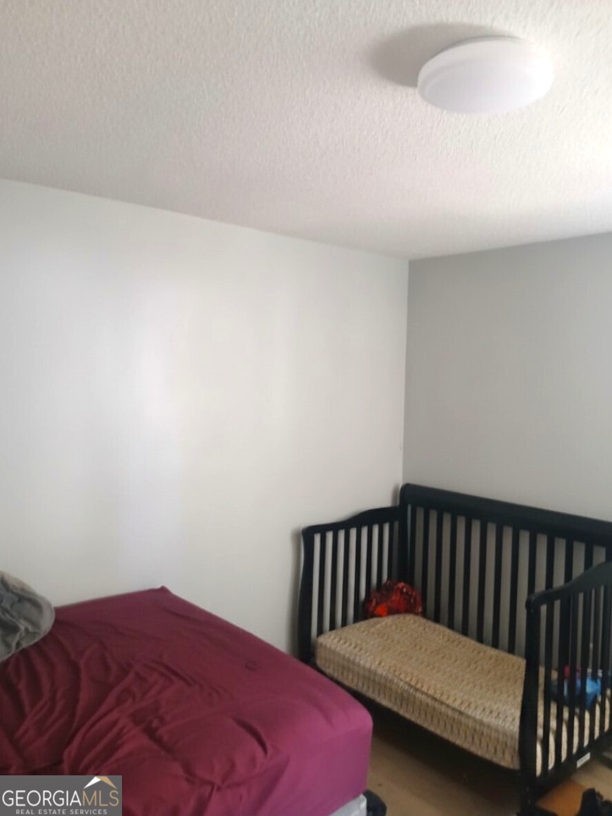 3201 Tyndall Drive Property Photo 5