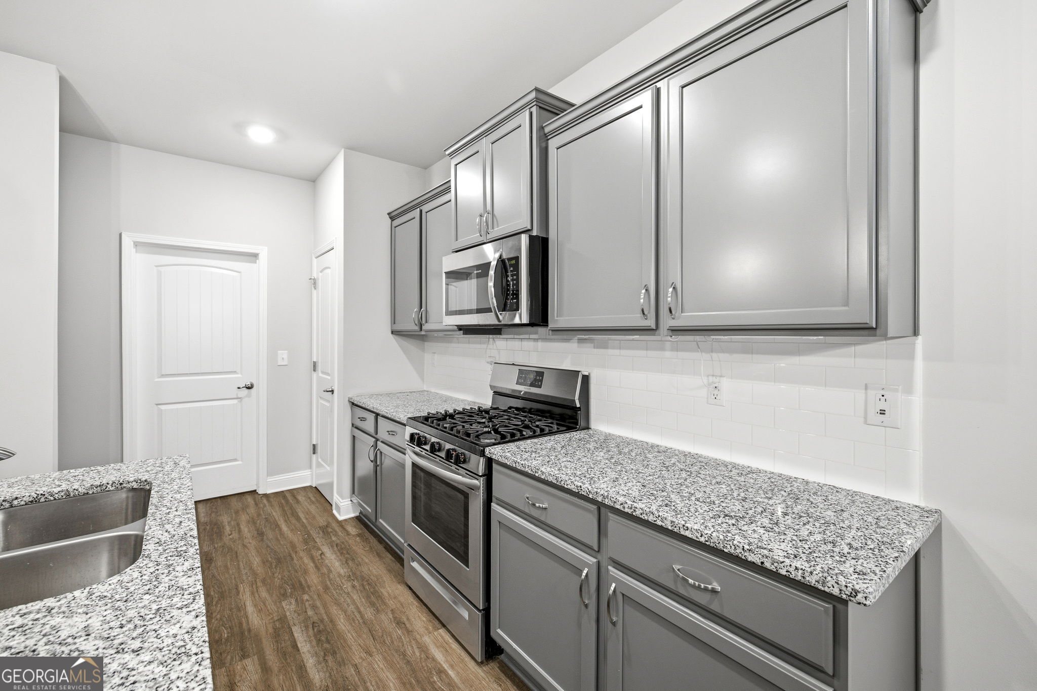 645 Skyview Drive Property Photo 12