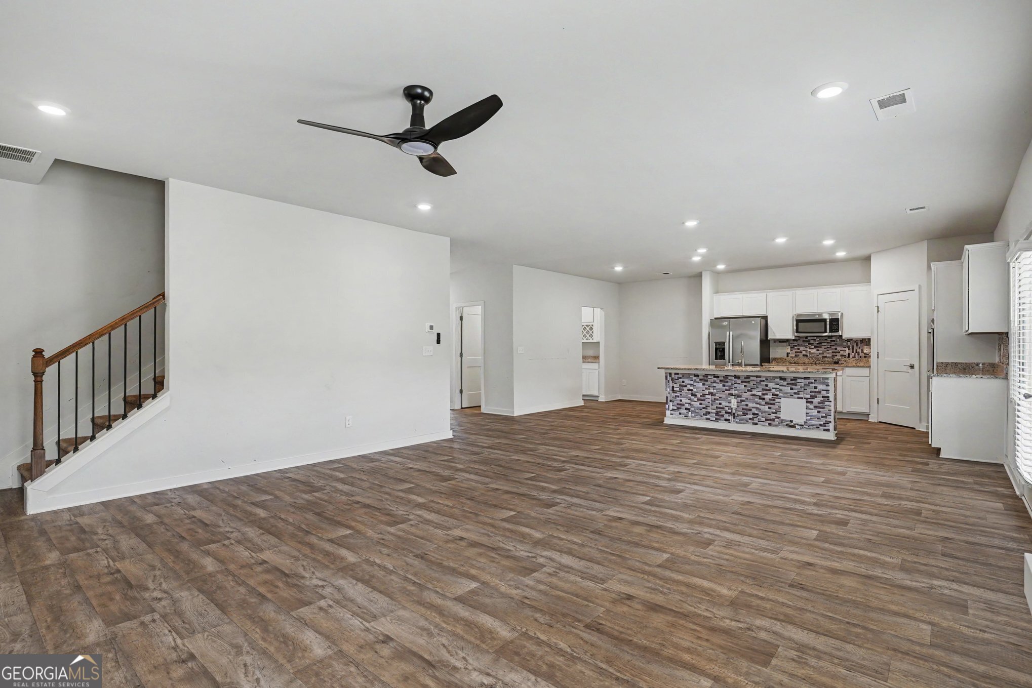 1217 Hibiscus Way Property Photo 12